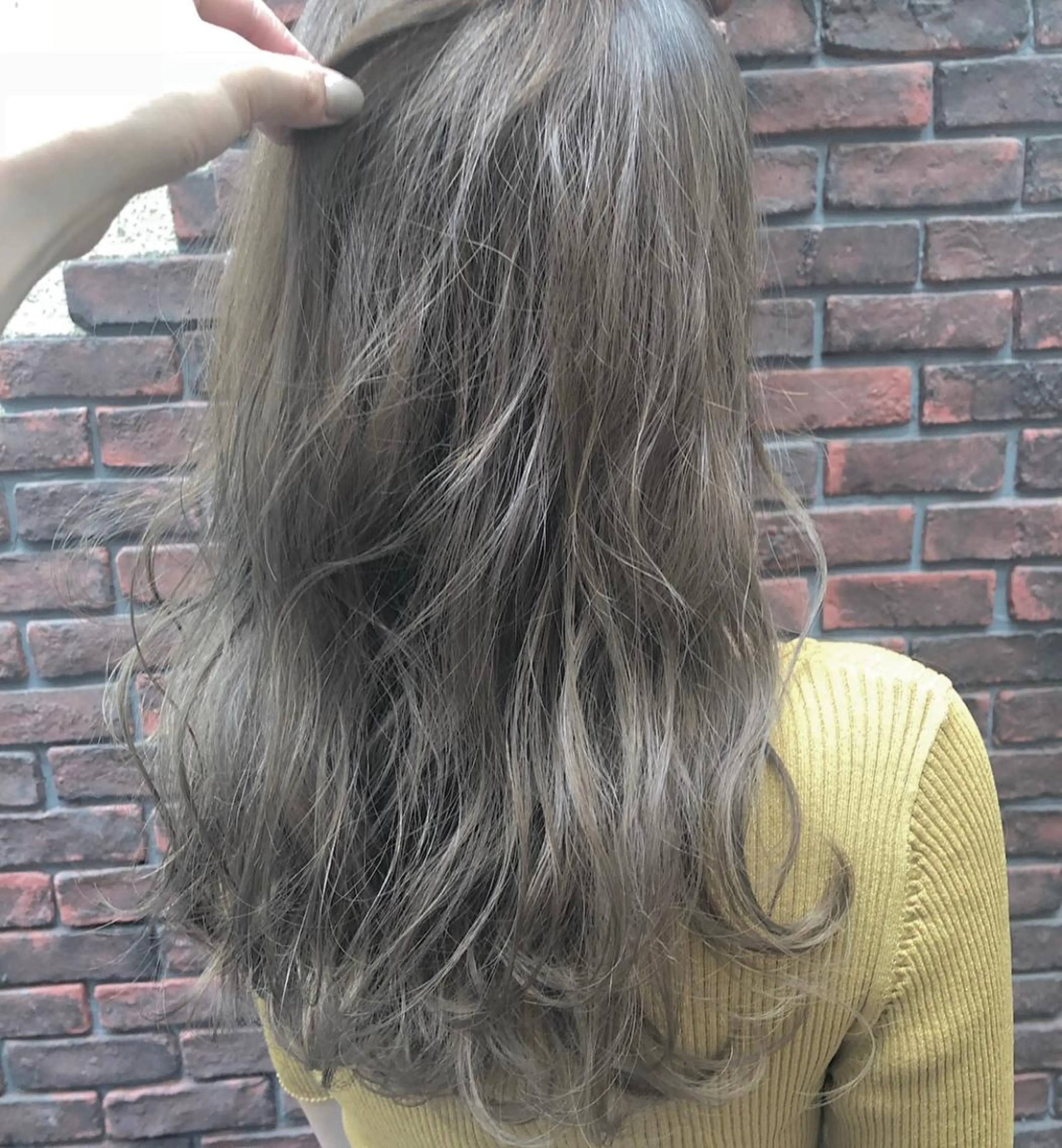 ロング カラー nakahara madokaのヘアスタイル