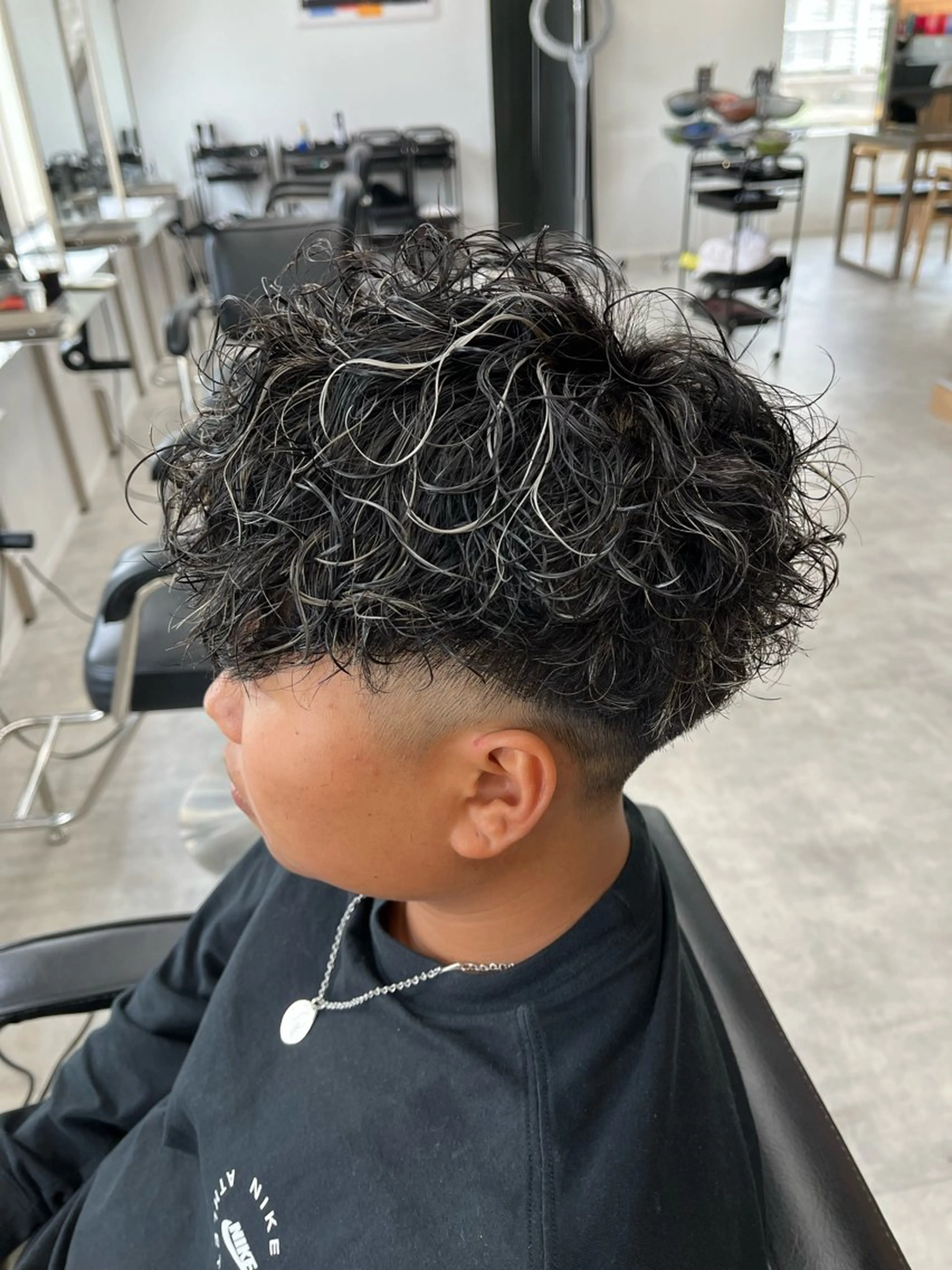 ショート カラー パーマ メンズ メンズメッシュ スペインカール メッシュ 新潟メンズパーマ 新潟駅/小田拓実のヘアスタイル