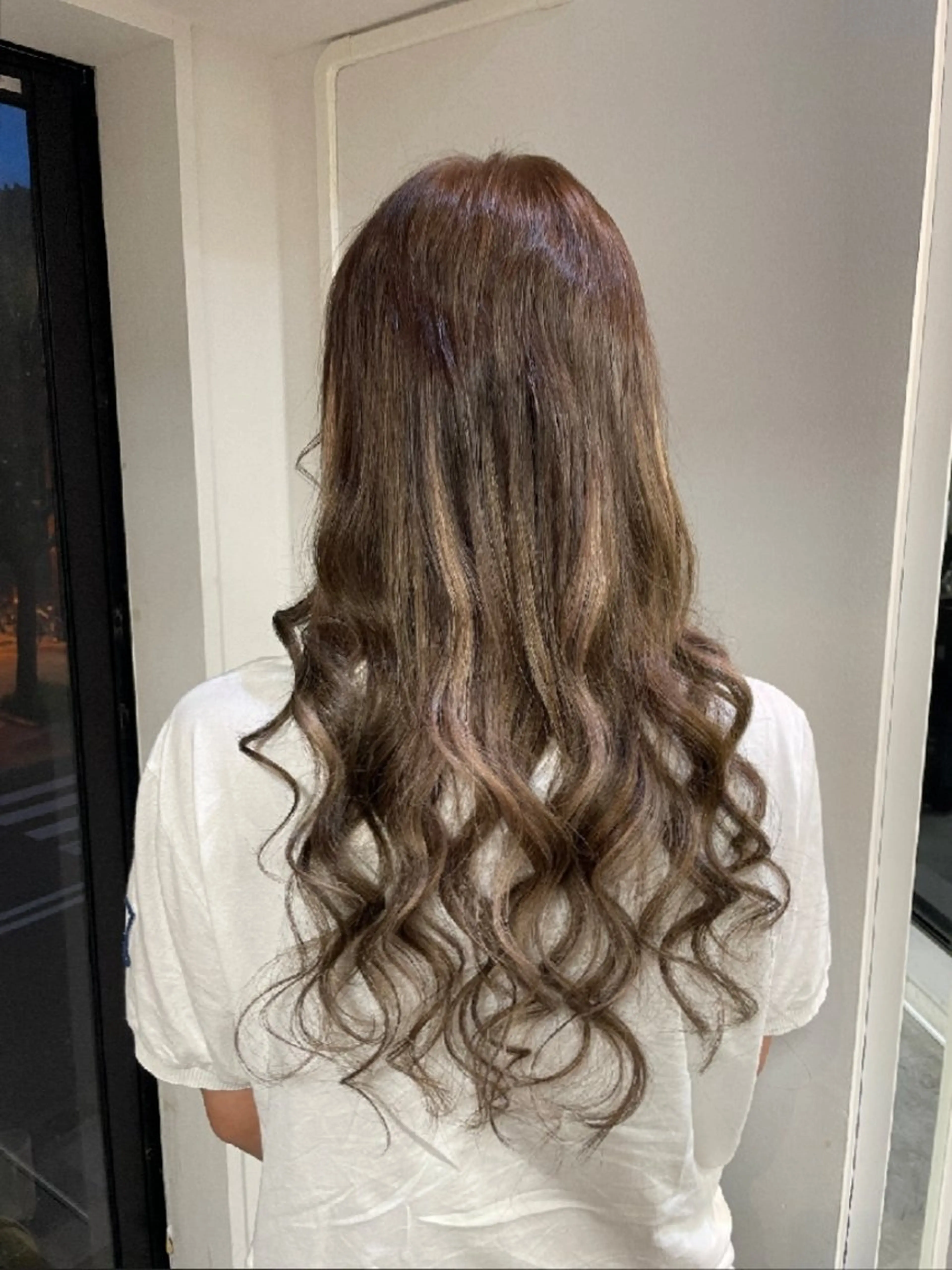 ロング スタジオフツーロバイビーヘアー所属・貞任 星哉のヘアスタイル