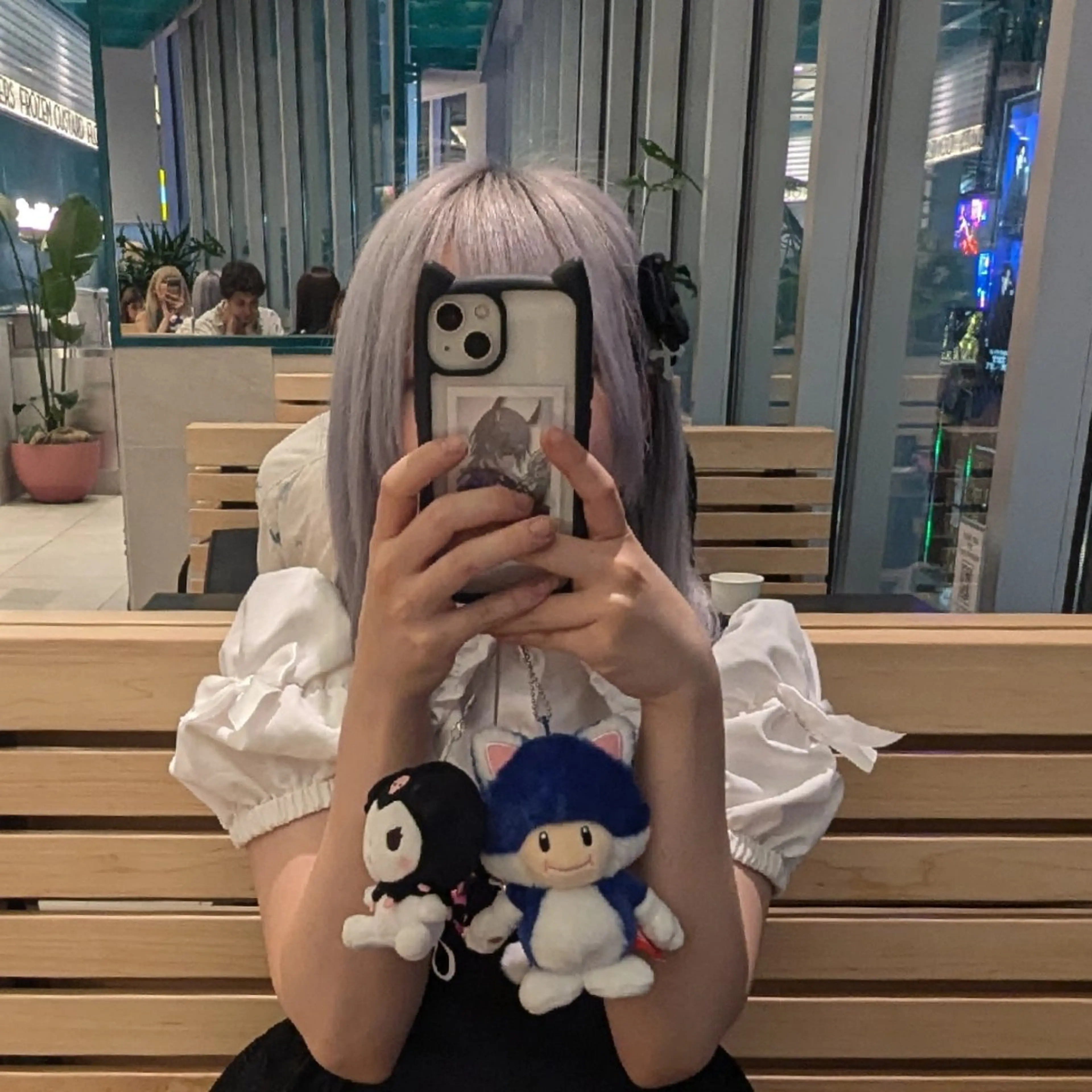 カラー セミロング シルバー ホワイトシルバー 推しカラー🦉にじさ んじカラー🌈🕒✨のヘアスタイル