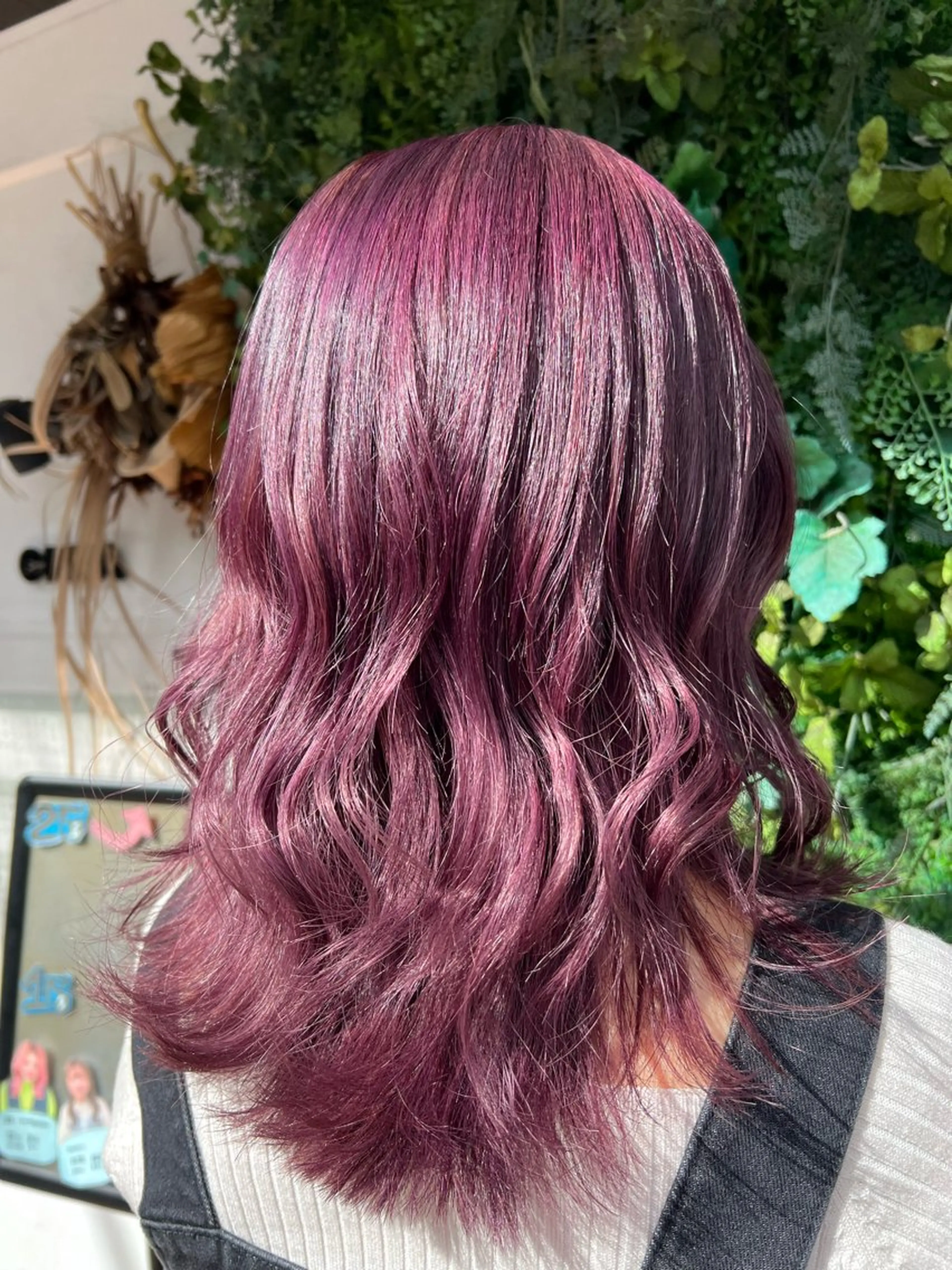 カラー ブリーチ バイオレットカラー ヘアカラー 朝が楽になる艶髪縮毛 ✨中稲明梨のヘアスタイル