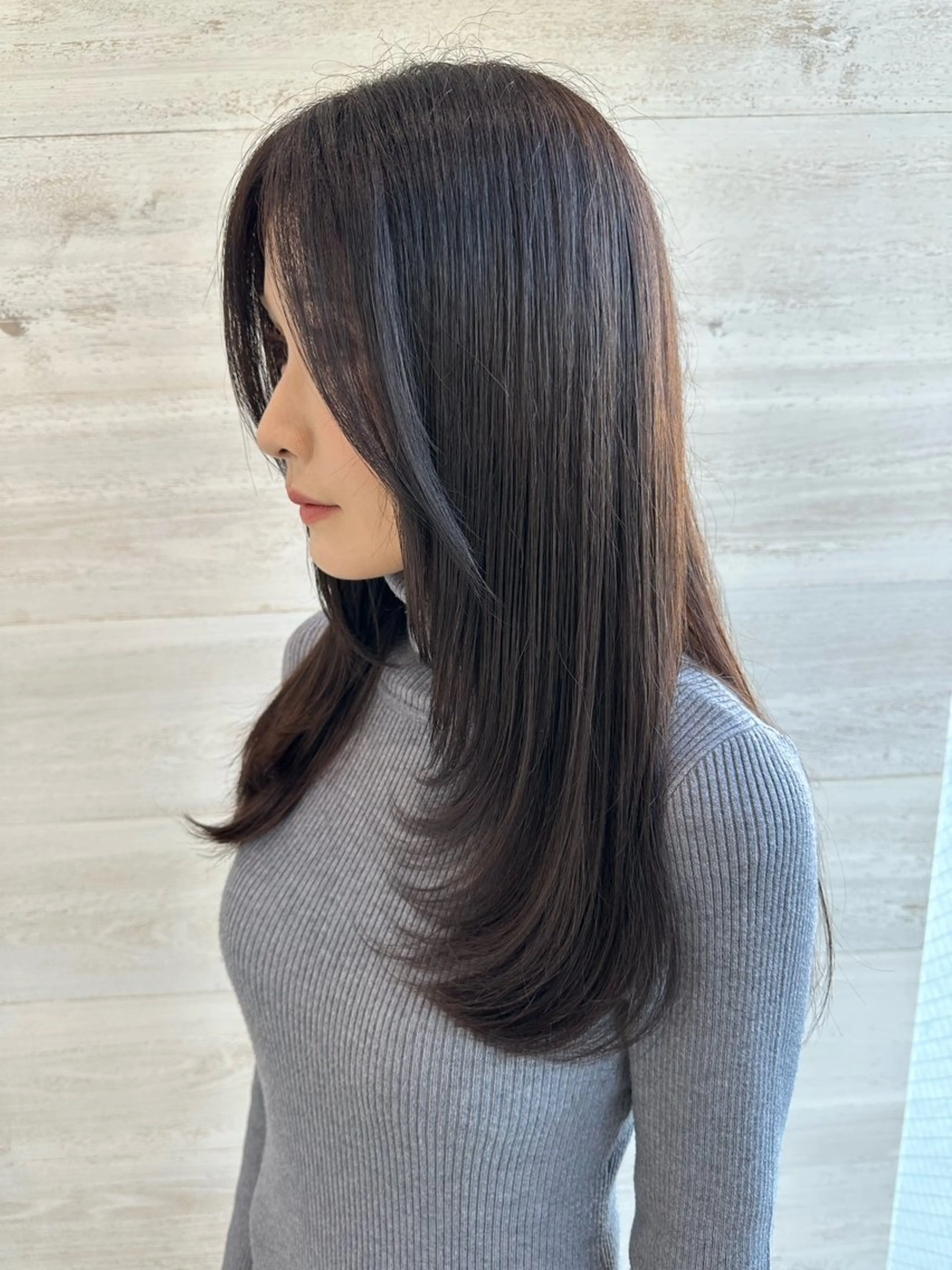 セミロング カット トリートメント 【艶髪/髪質改善】 染澤尋統のヘアスタイル