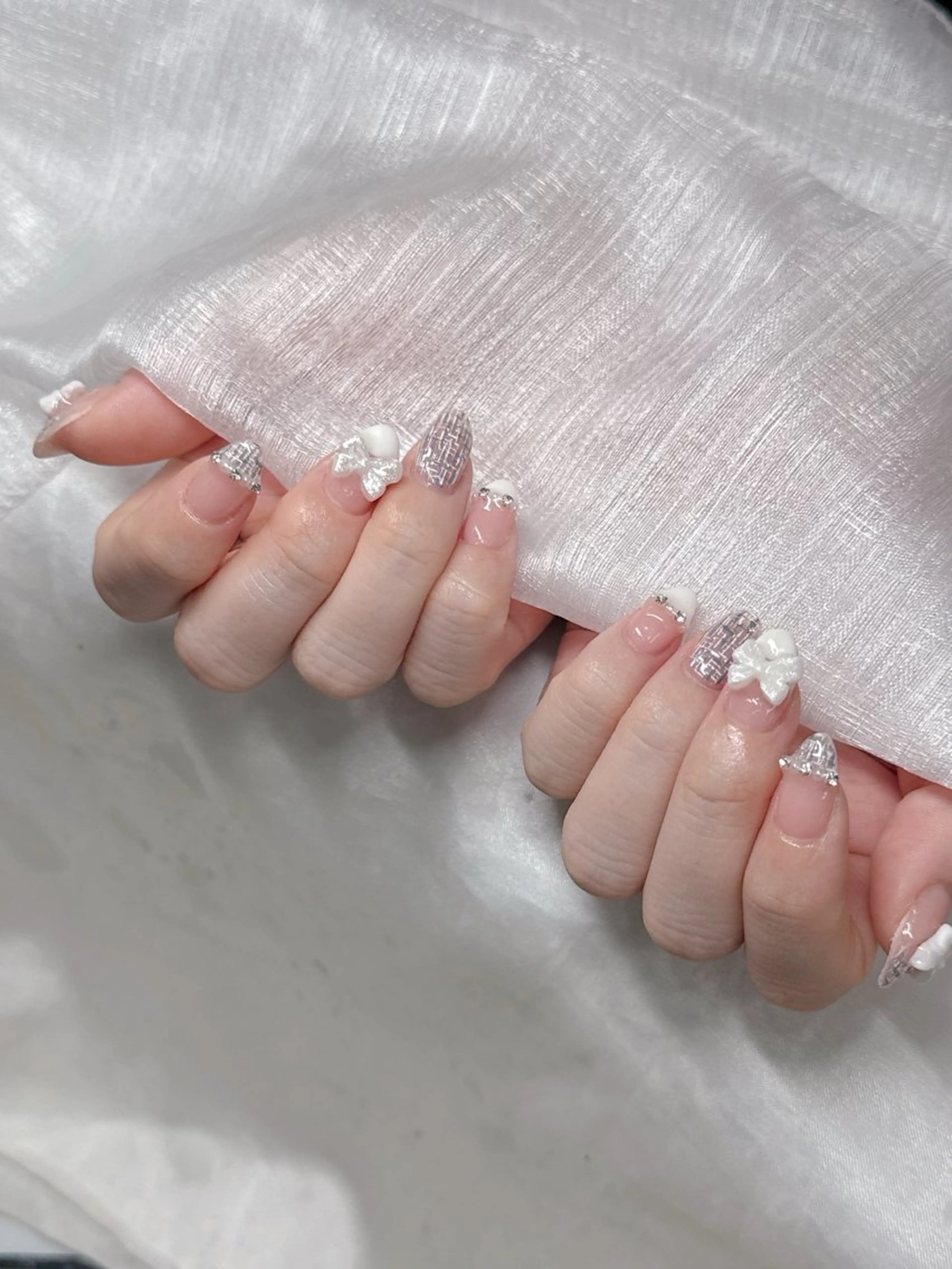 ネイル オーロラネイル チークネイル 長さ出し フットネイル フレンチネイル ハンドネイル Lee Ainのネイルデザイン