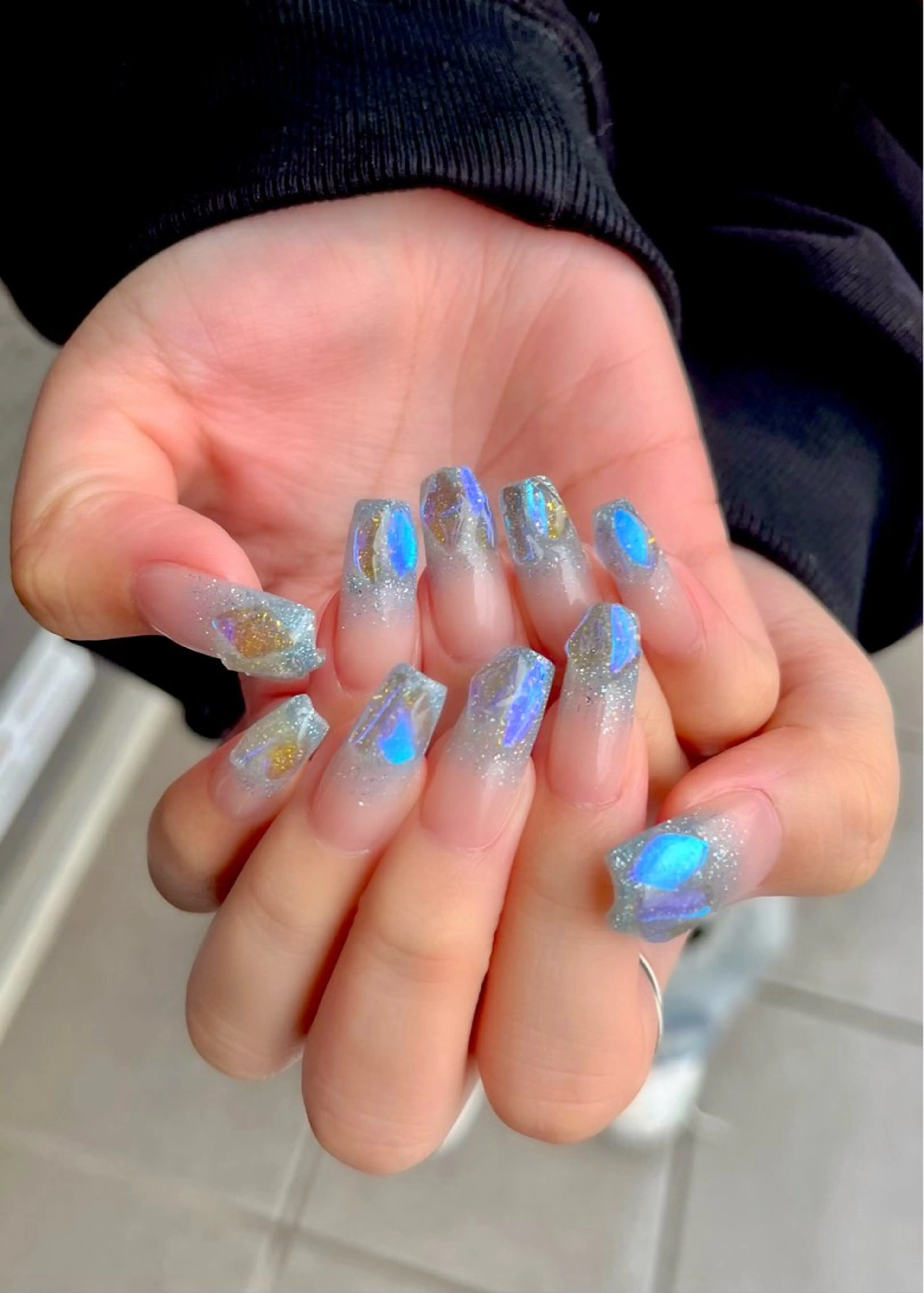 ネイル キラキラネイル マグネットネイル ワンカラーネイル スカルプネイル ワンホンネイル ハンドネイル nine.🦋 YUKOのネイルデザイン