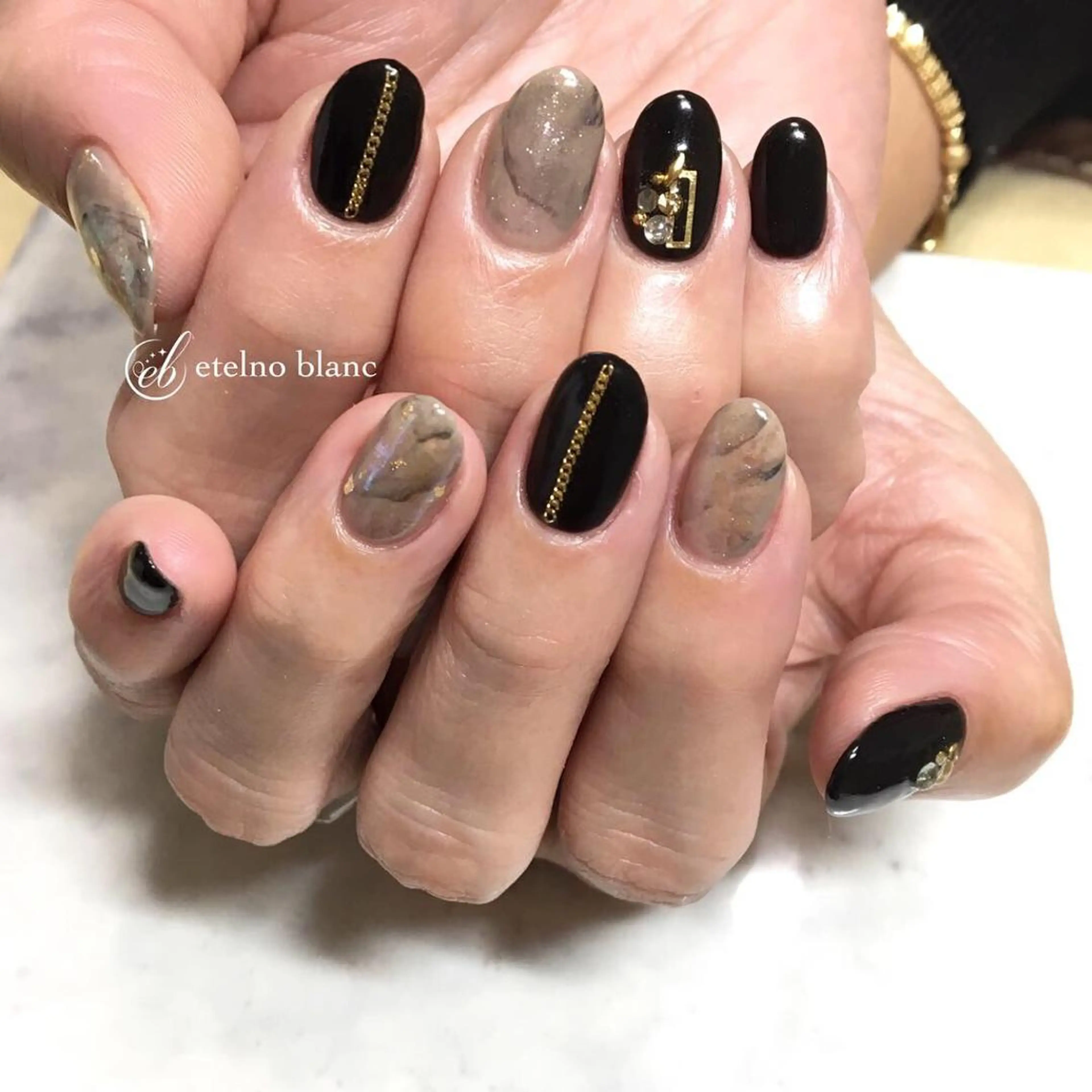 ネイル etelno blanc中目黒のネイルデザイン