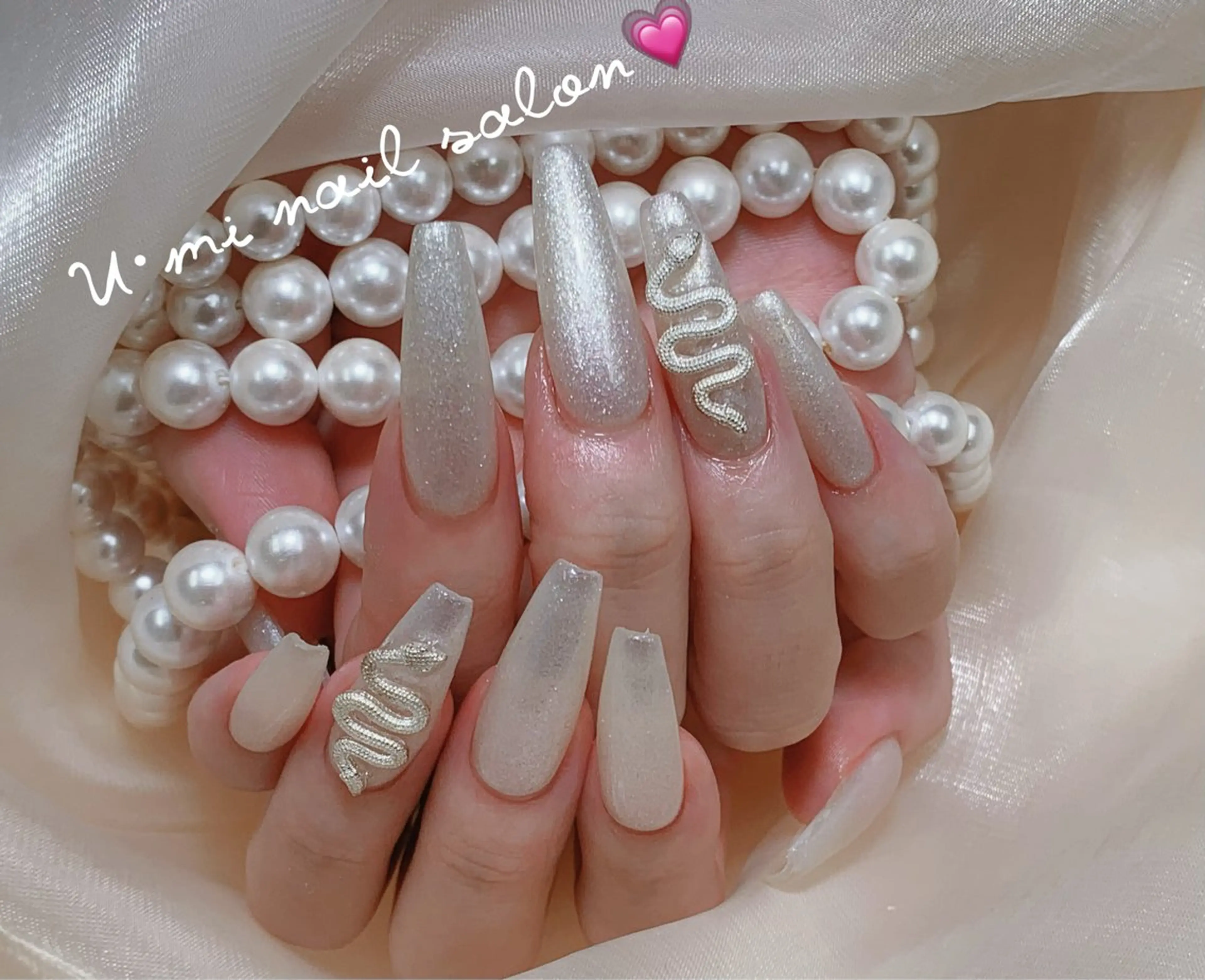 ネイル フラッシュネイル ワンカラーネイル ハンドネイル U·Mi nail salon所属・U·Mi 上野御徒町容のネイルデザイン
