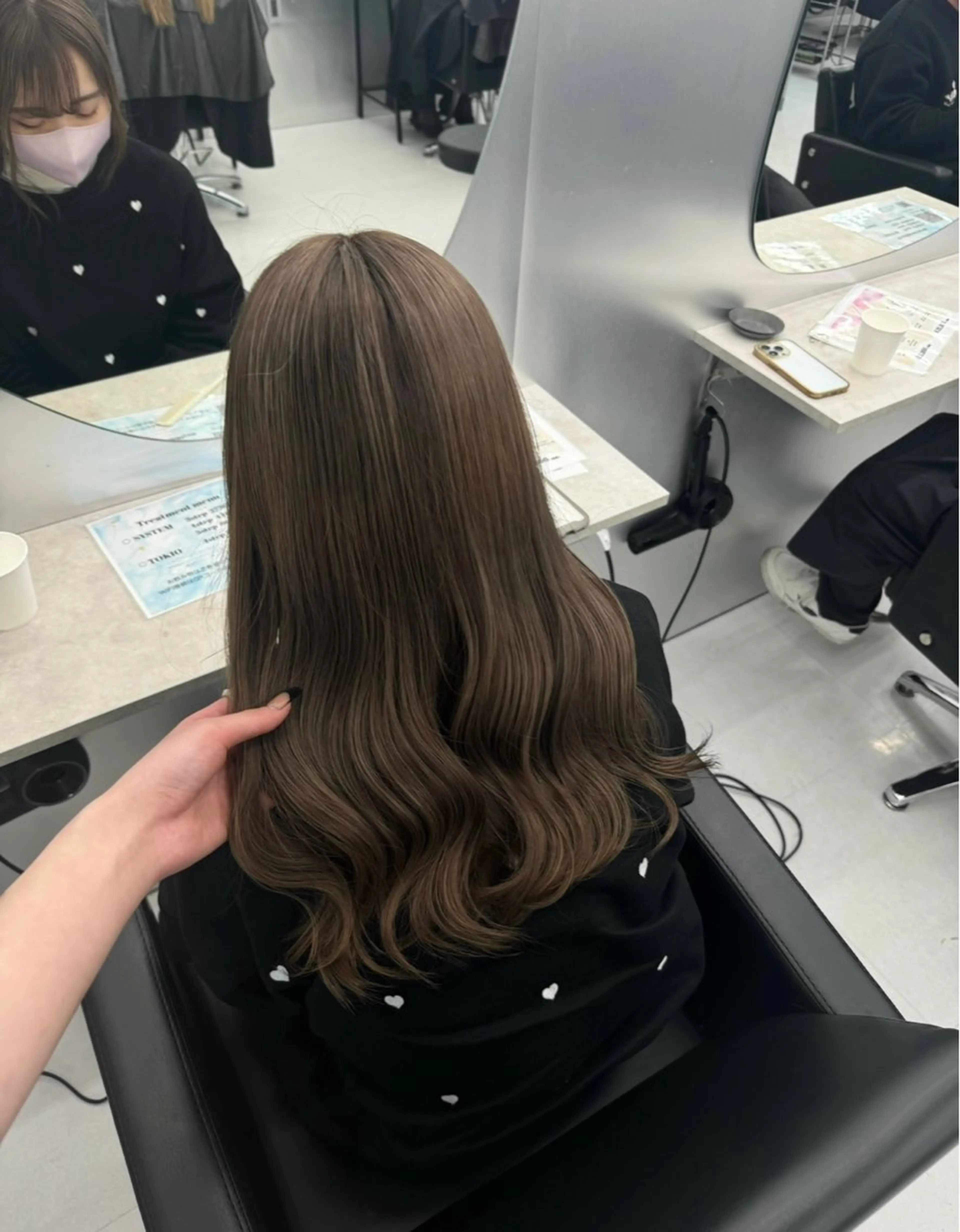 ロング Newone by neighbor所属・うる艶🫧ハイトーン 💜🦋🫧ミズキのヘアスタイル