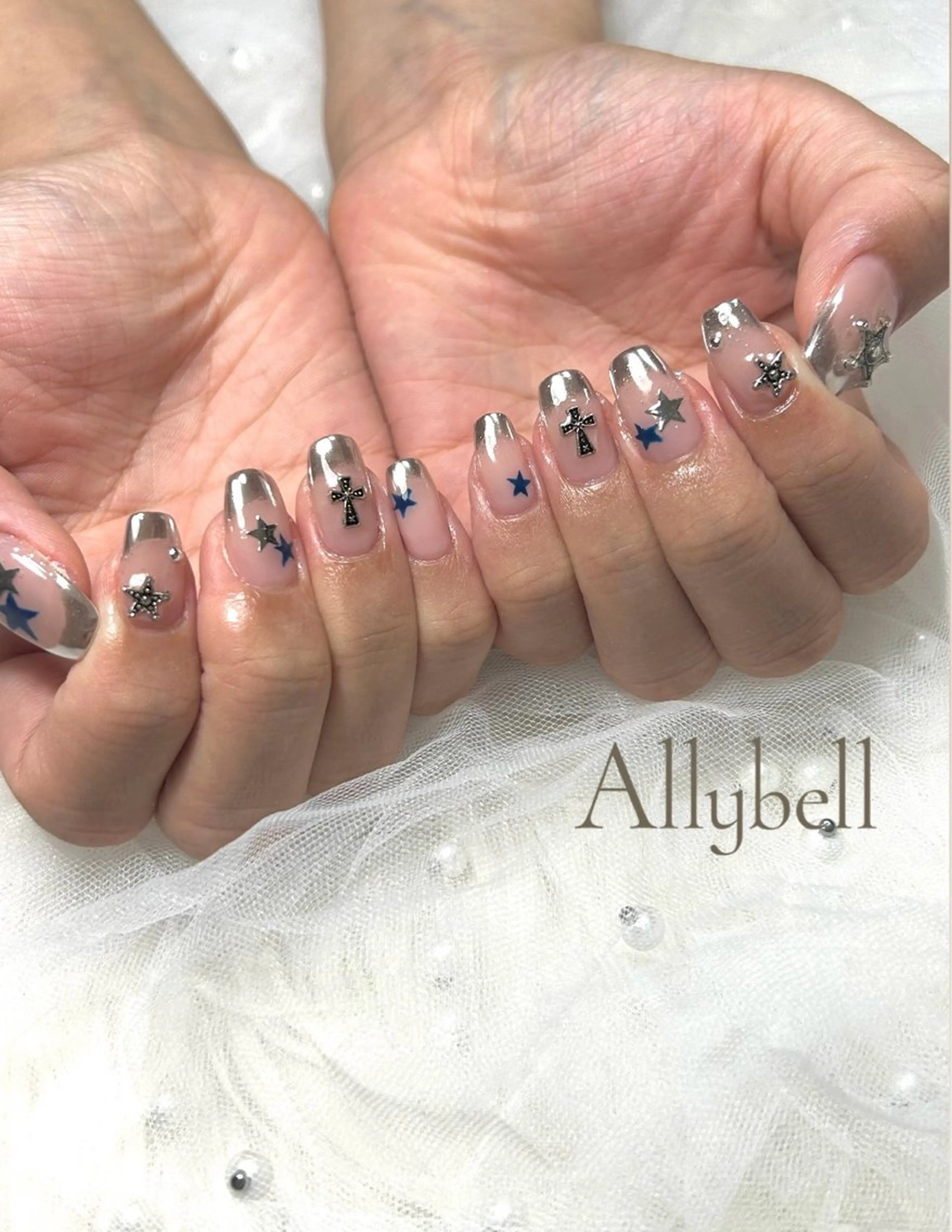 ネイル Allybell🫧 Ayakaのネイルデザイン