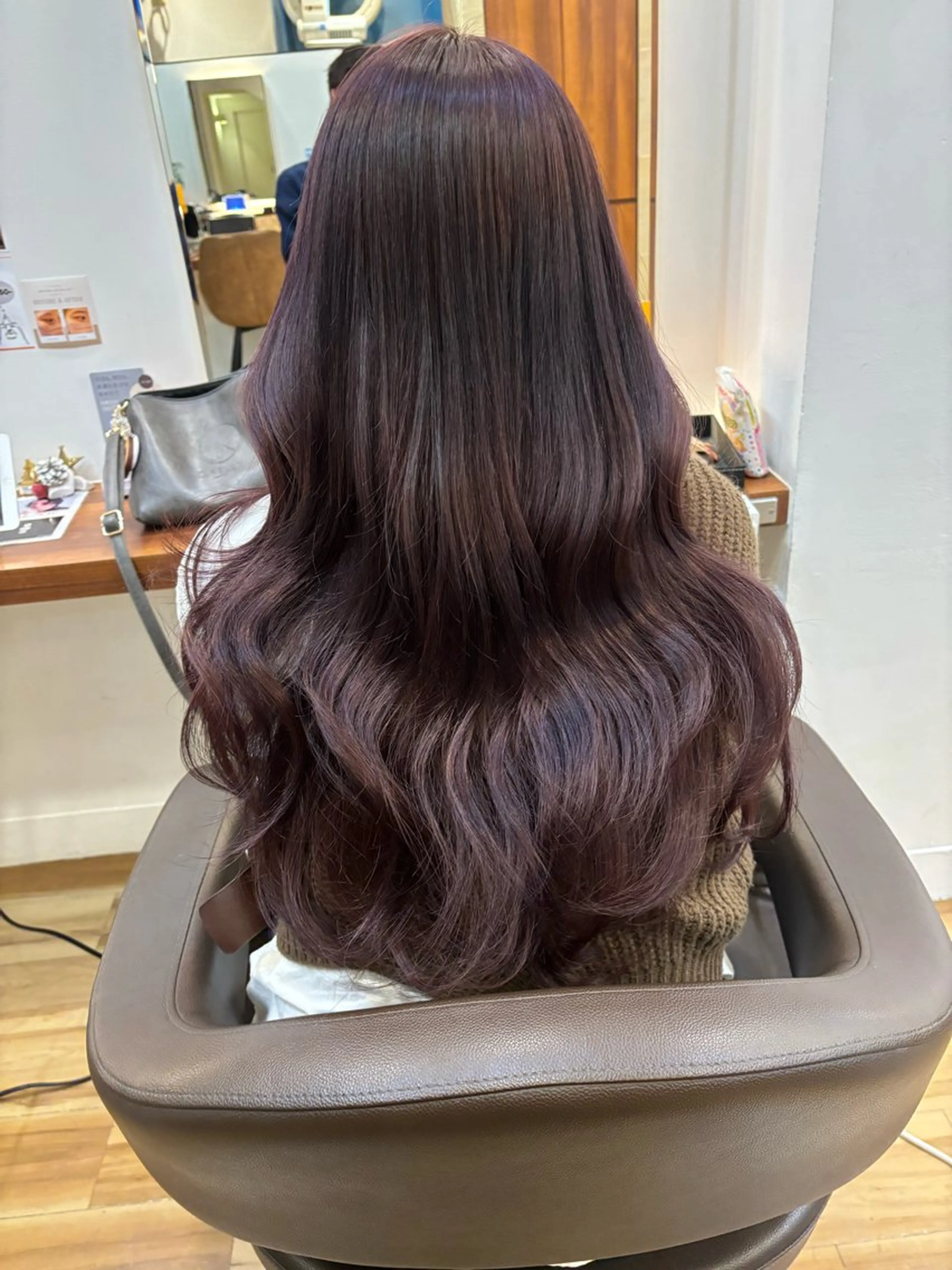 ロング カラー ラベンダーカラー カット ヘアカラー トリートメント レイヤーカット /透明感/千葉怜寿のヘアスタイル