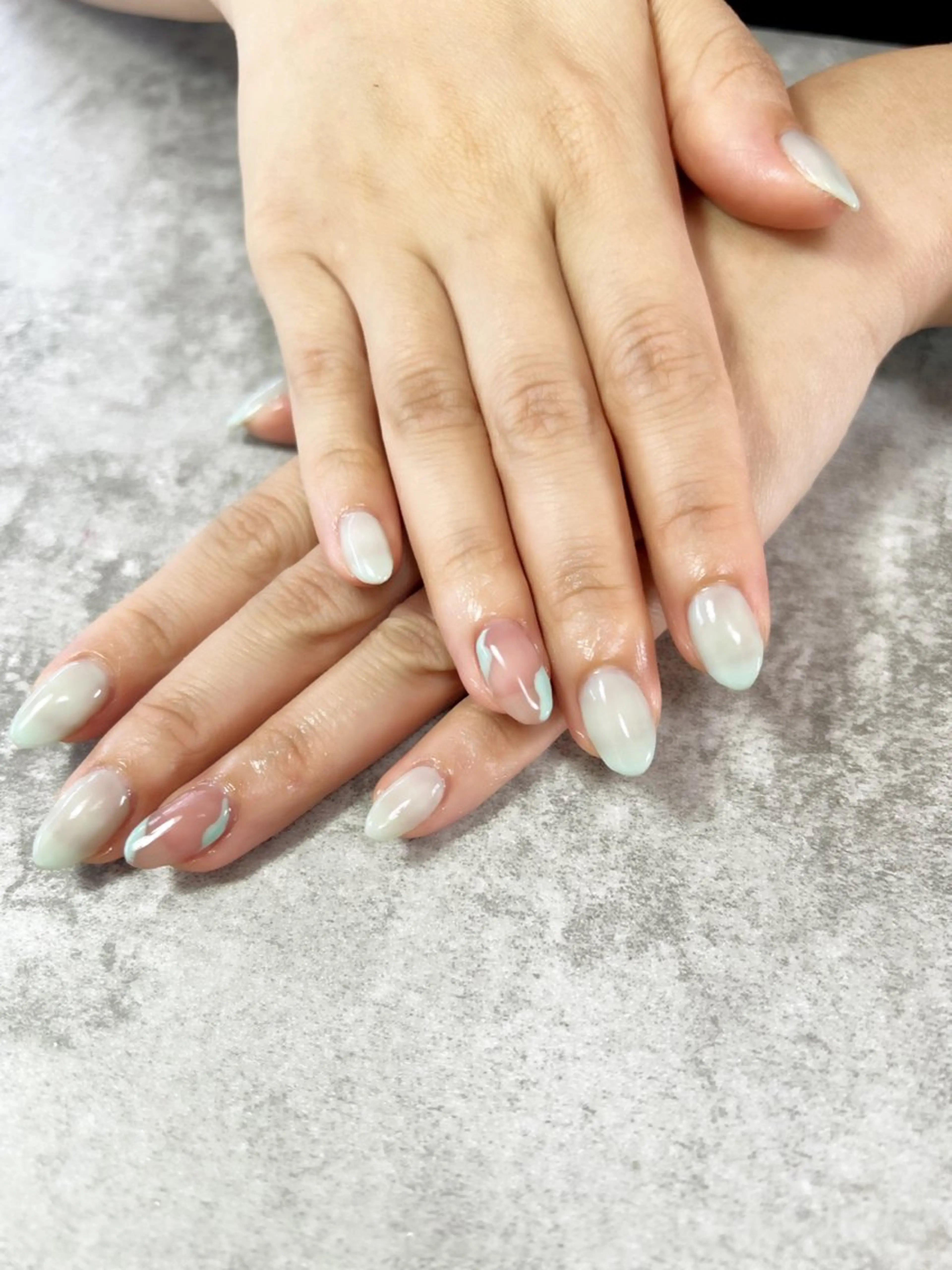 ネイル アートネイル オフィスネイル ワンカラーネイル シンプルネイル ハンドネイル Aura nailのネイルデザイン