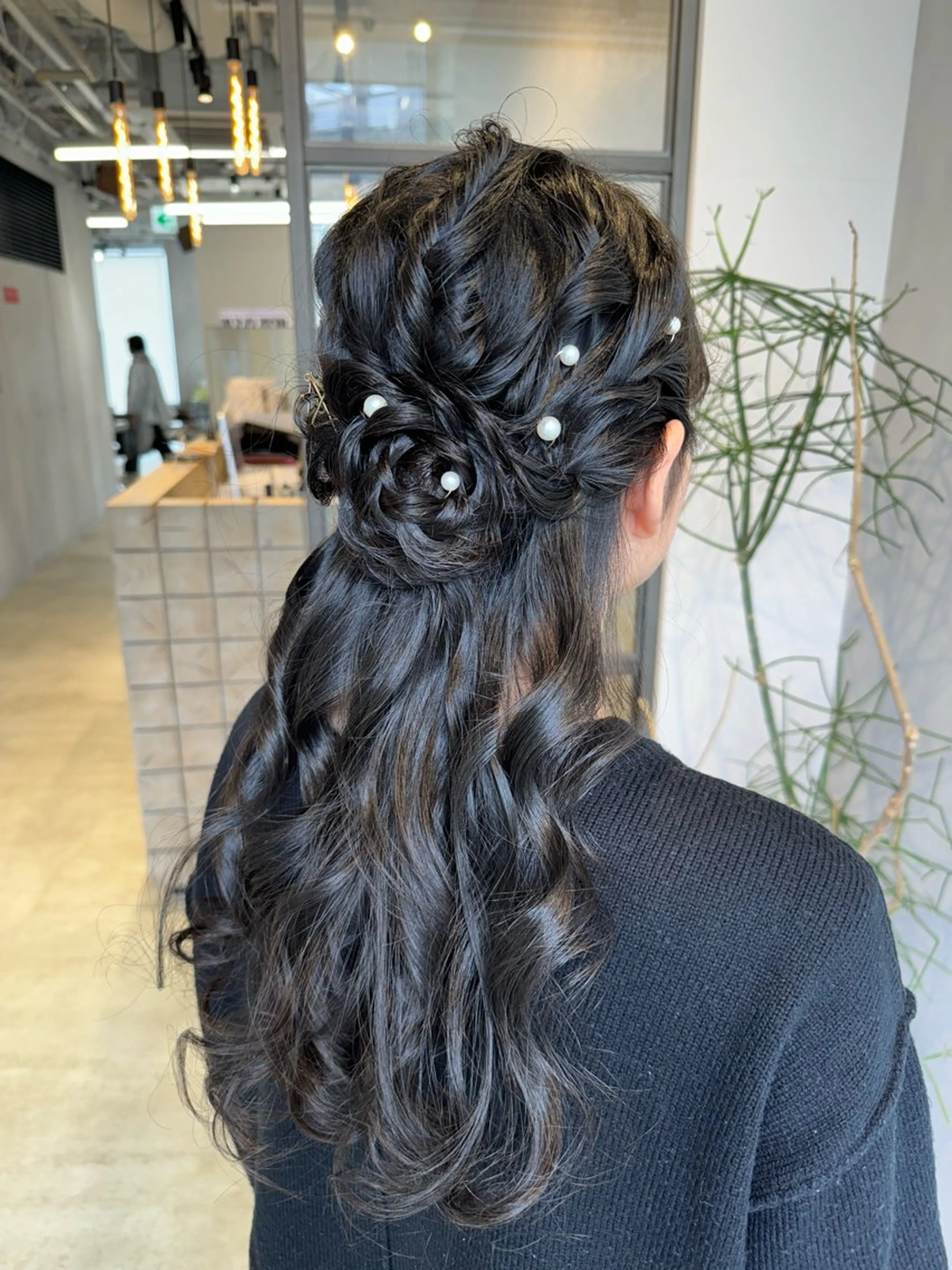 ロング ヘアアレンジ 透明感カラー✨艶髪 制作🌱山根あゆみのヘアスタイル