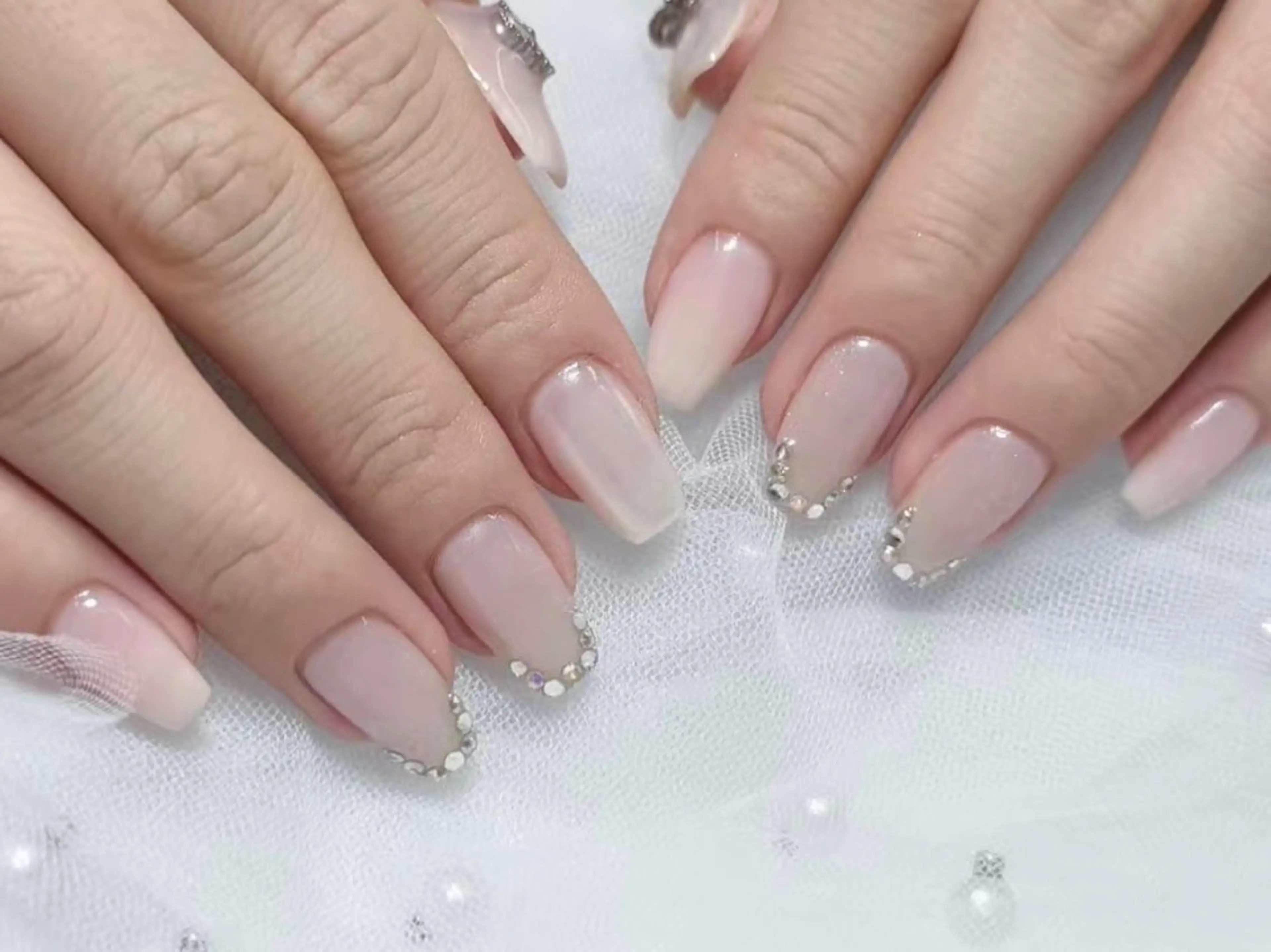 ネイル チークネイル フットネイル フレンチネイル ジェルネイル ガーリー ハンドネイル Liora ネイルサロン所属・Liora nail salonのネイルデザイン