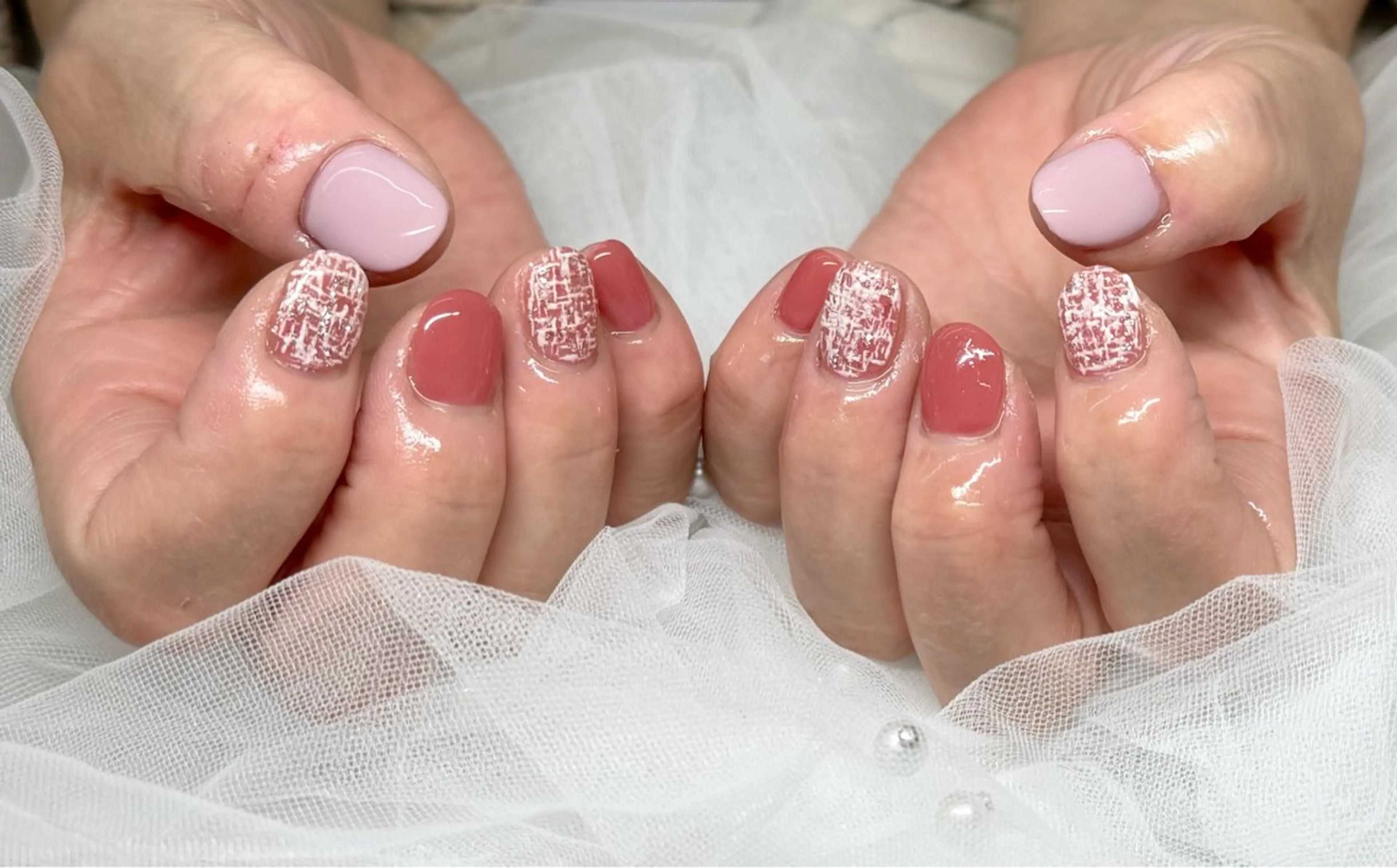 ネイル ツイードネイル salone Regina 【サローネ　レジーナ】所属・Regina Marinaのネイルデザイン