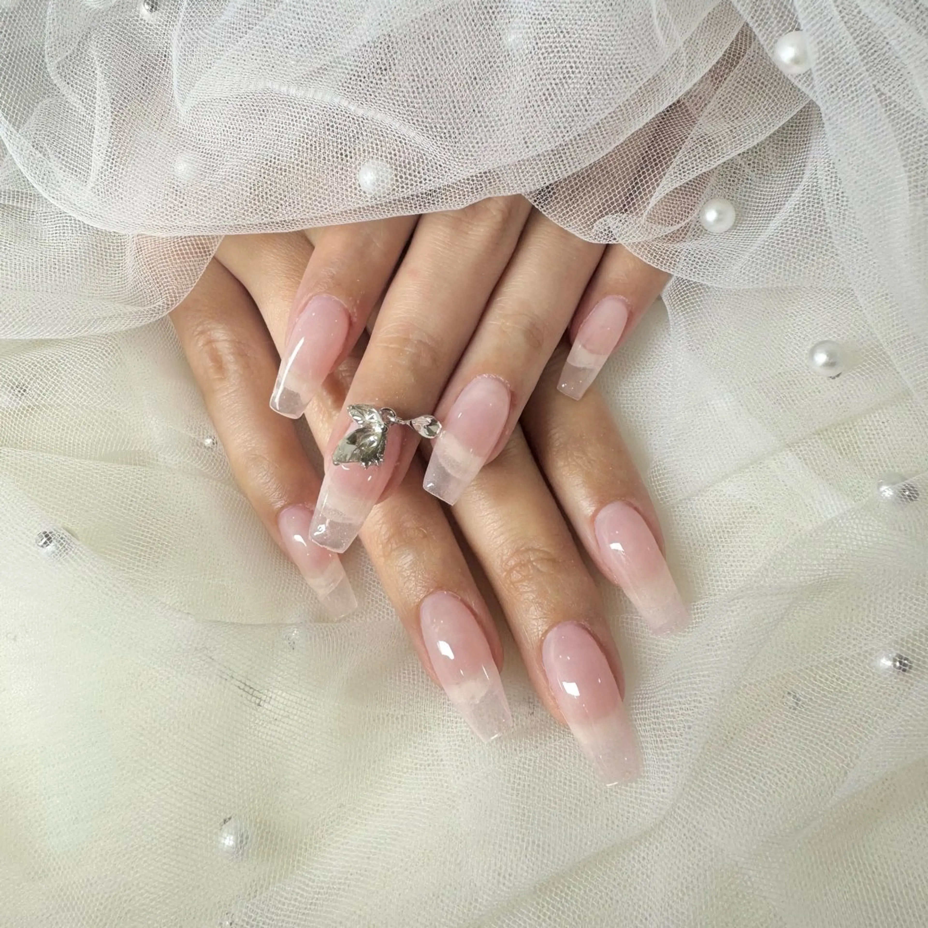 ネイル ワンカラーネイル シンプルネイル ネイルチップ 冬ネイル AYAKA🩵難波♡ 韓国ネイルで可愛く♡のネイルデザイン