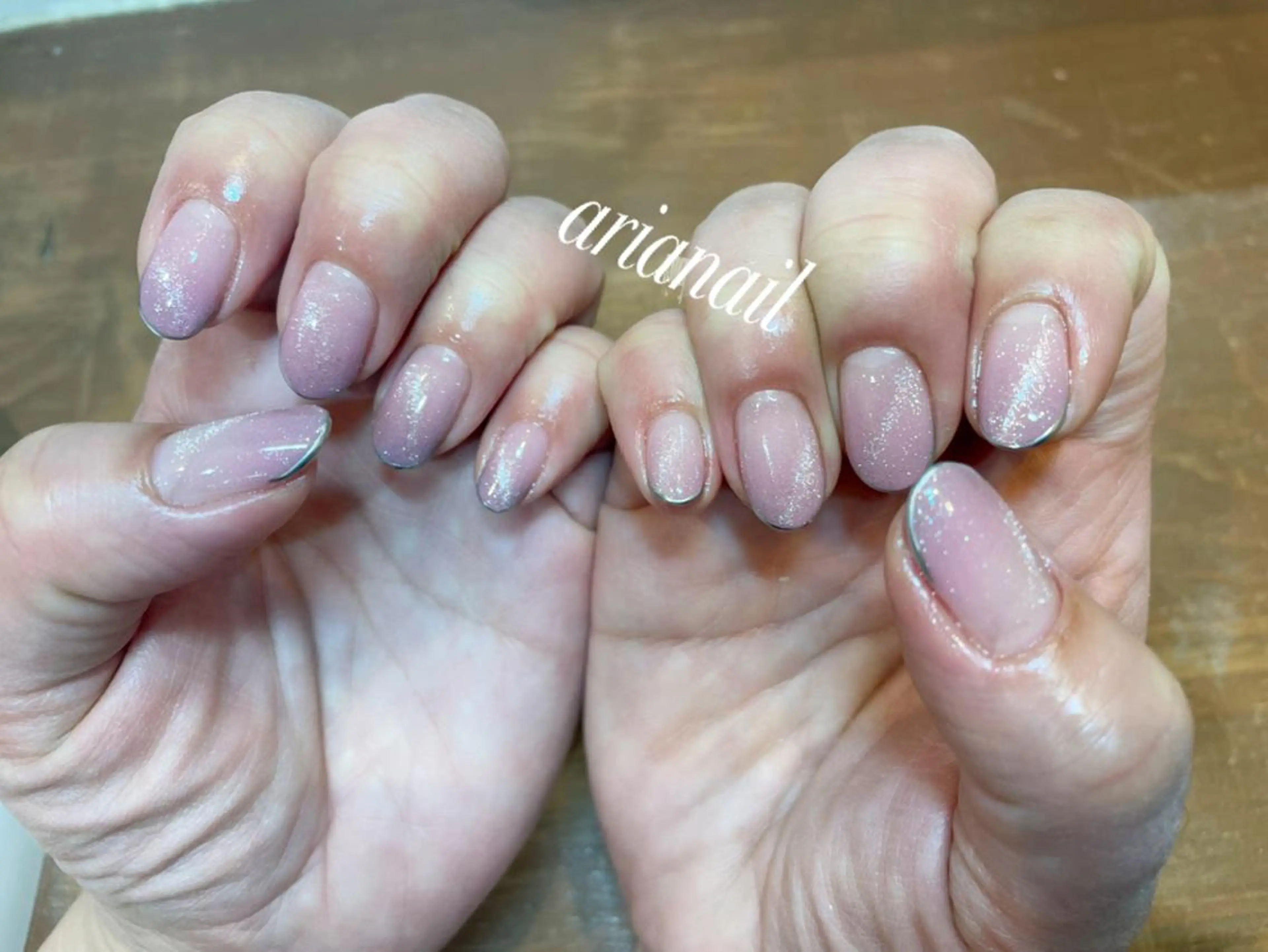 ネイル グラデーション マグネットネイル sawasaki kotomiのネイルデザイン