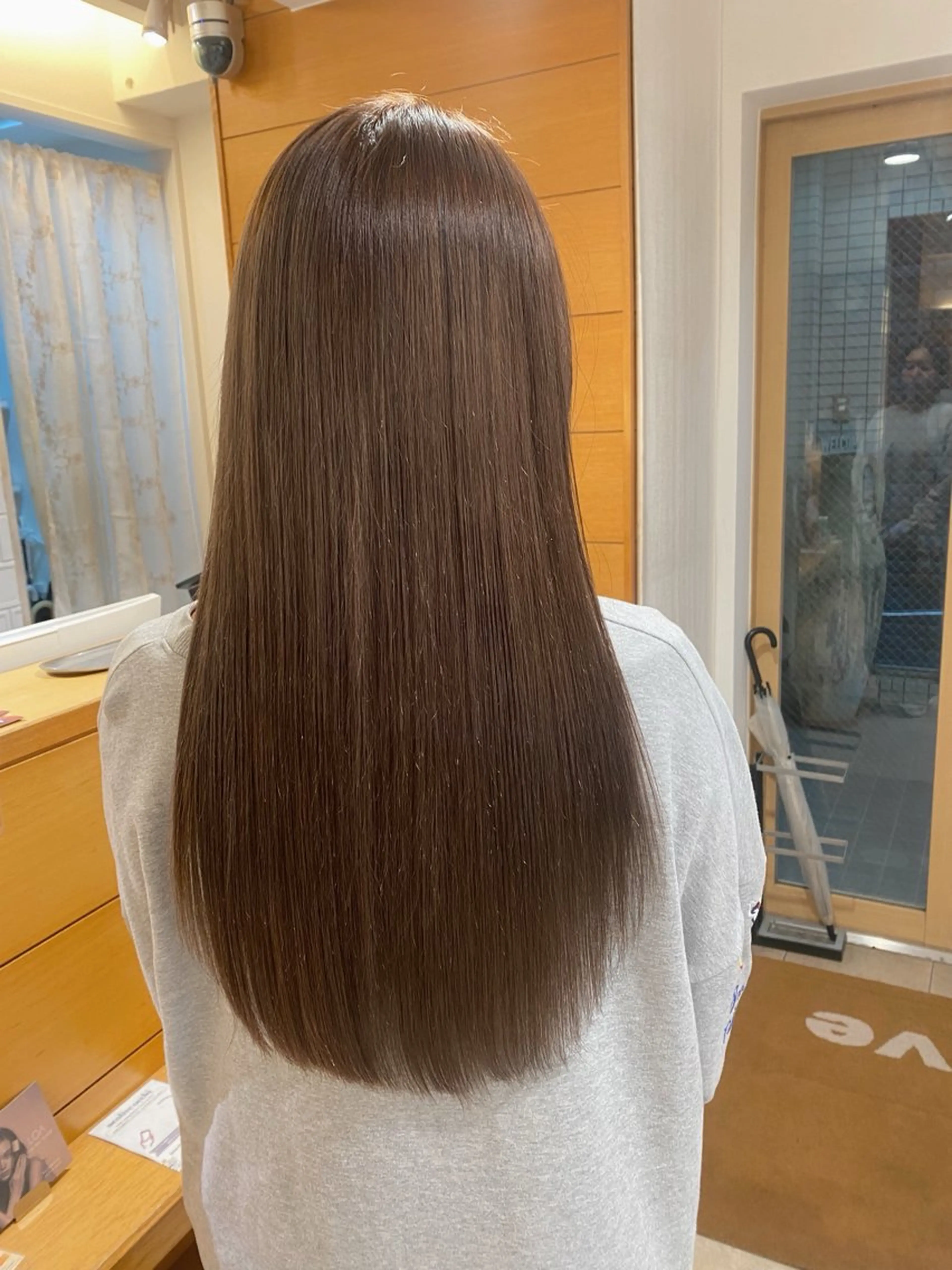 ロング ヘアカラー 谷川 あかりのヘアスタイル