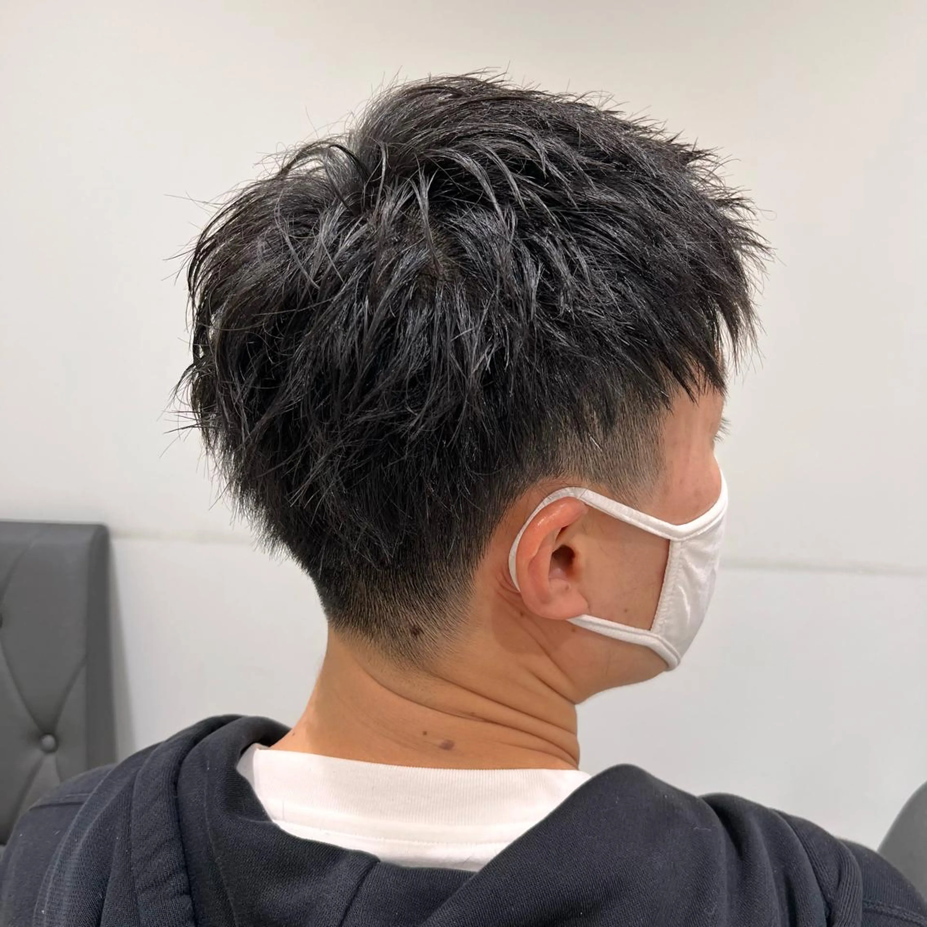ショート メンズ アップバング ショートヘア カット メンズ縮毛矯正🦊ハ イトーン　RYOKAのヘアスタイル