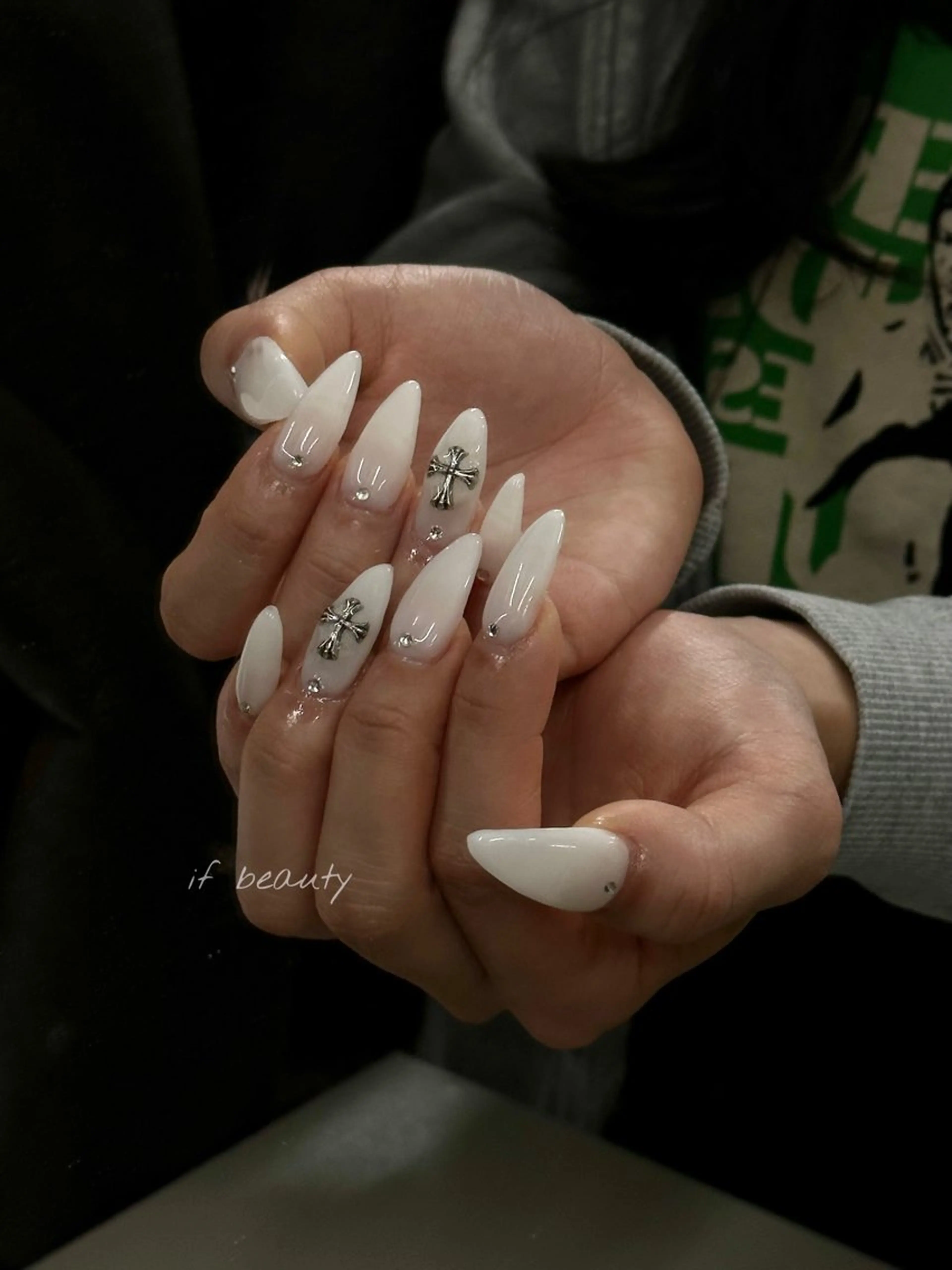 ネイル アートネイル ジェルネイル パラジェル ワンホンネイル ハンドネイル if Hair＆Nail Salon所属・IKA /海外ネイル /個性派/ワンホンのネイルデザイン