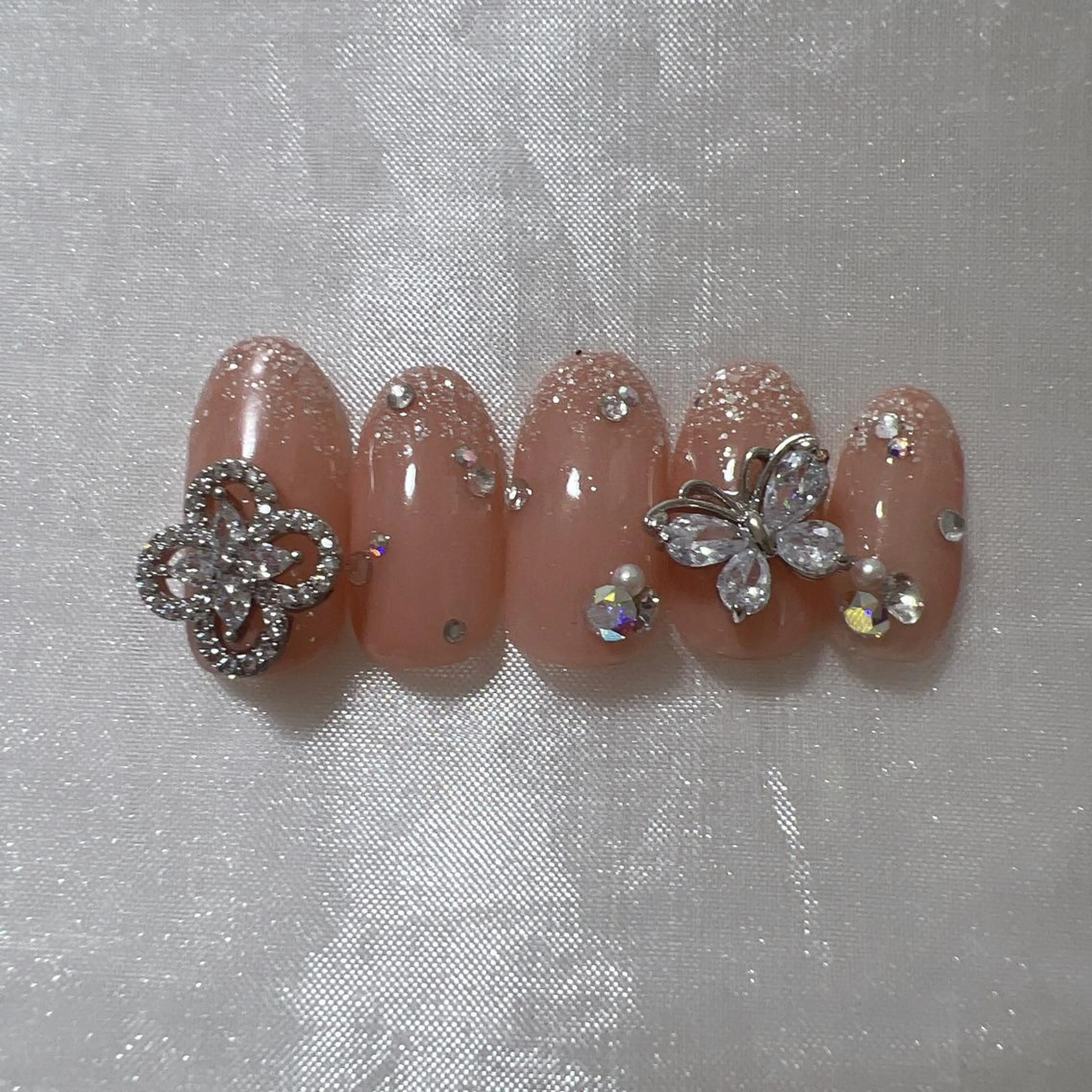 ネイル Rire_eye+beauty_nail所属・Rire_ nail_yukiのネイルデザイン