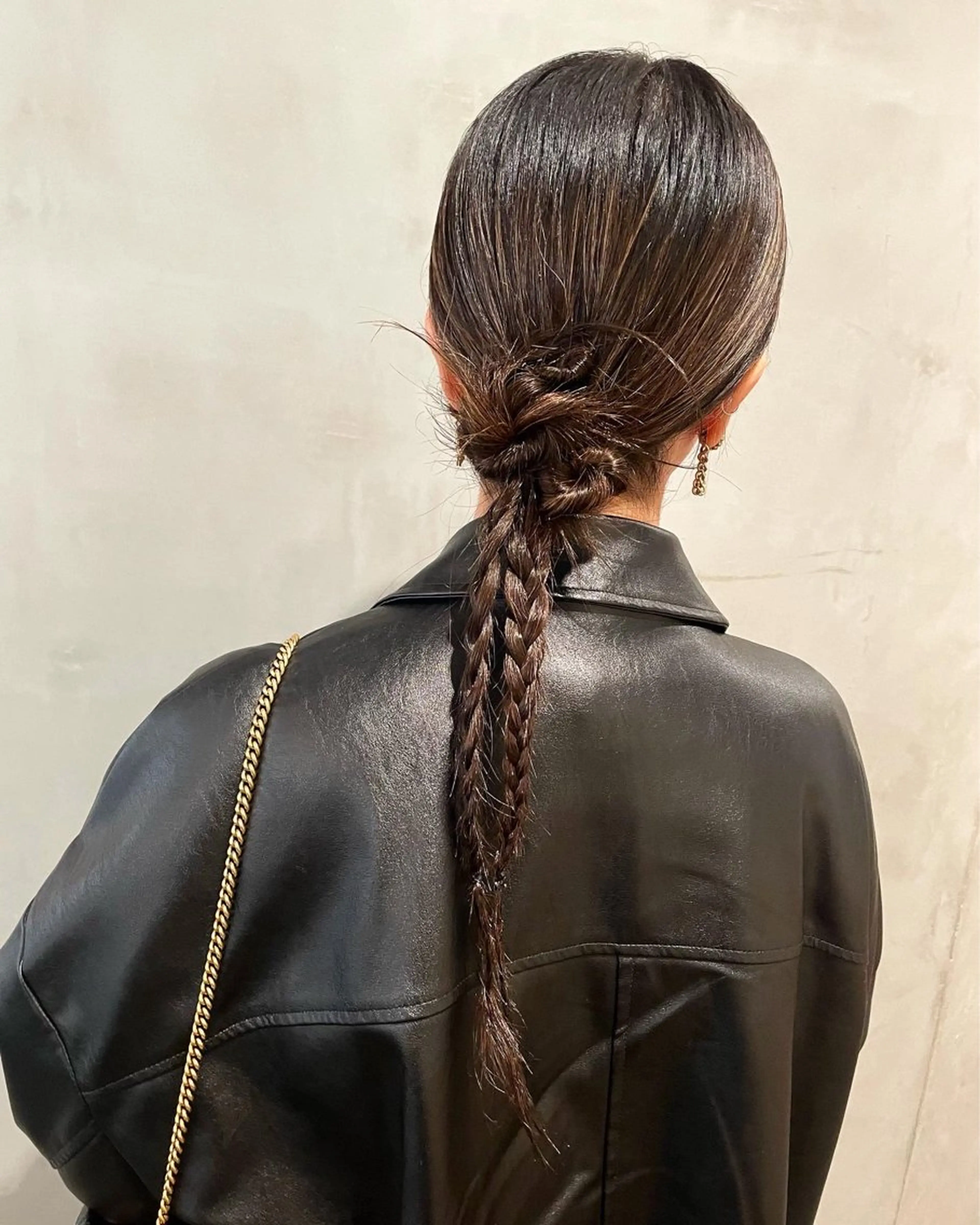 セミロング ヘアアレンジ 優 作のヘアスタイル