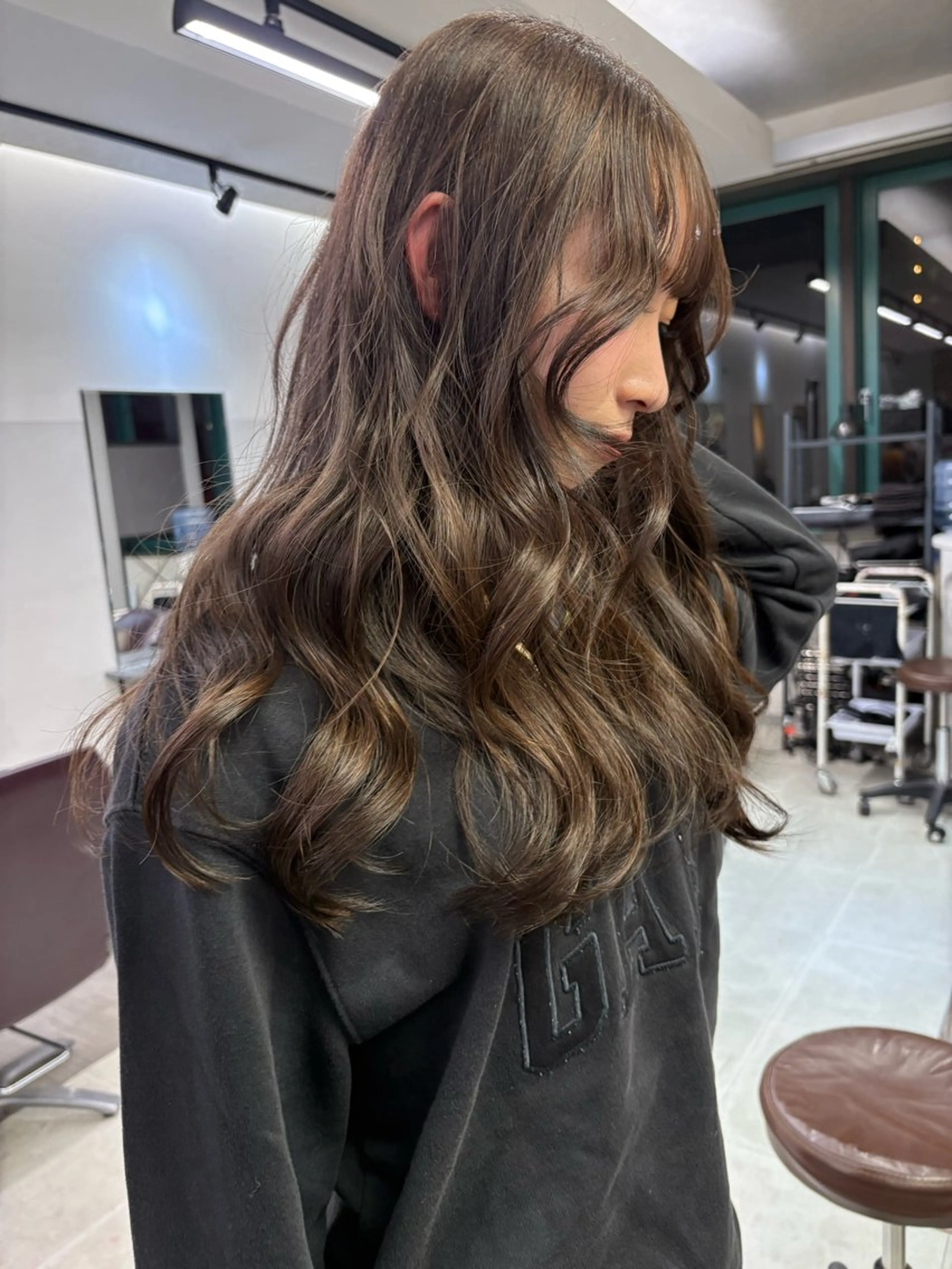 ロング カット ヘアカラー ユイ☆ハイトーン ☆ブリーチデザインのヘアスタイル