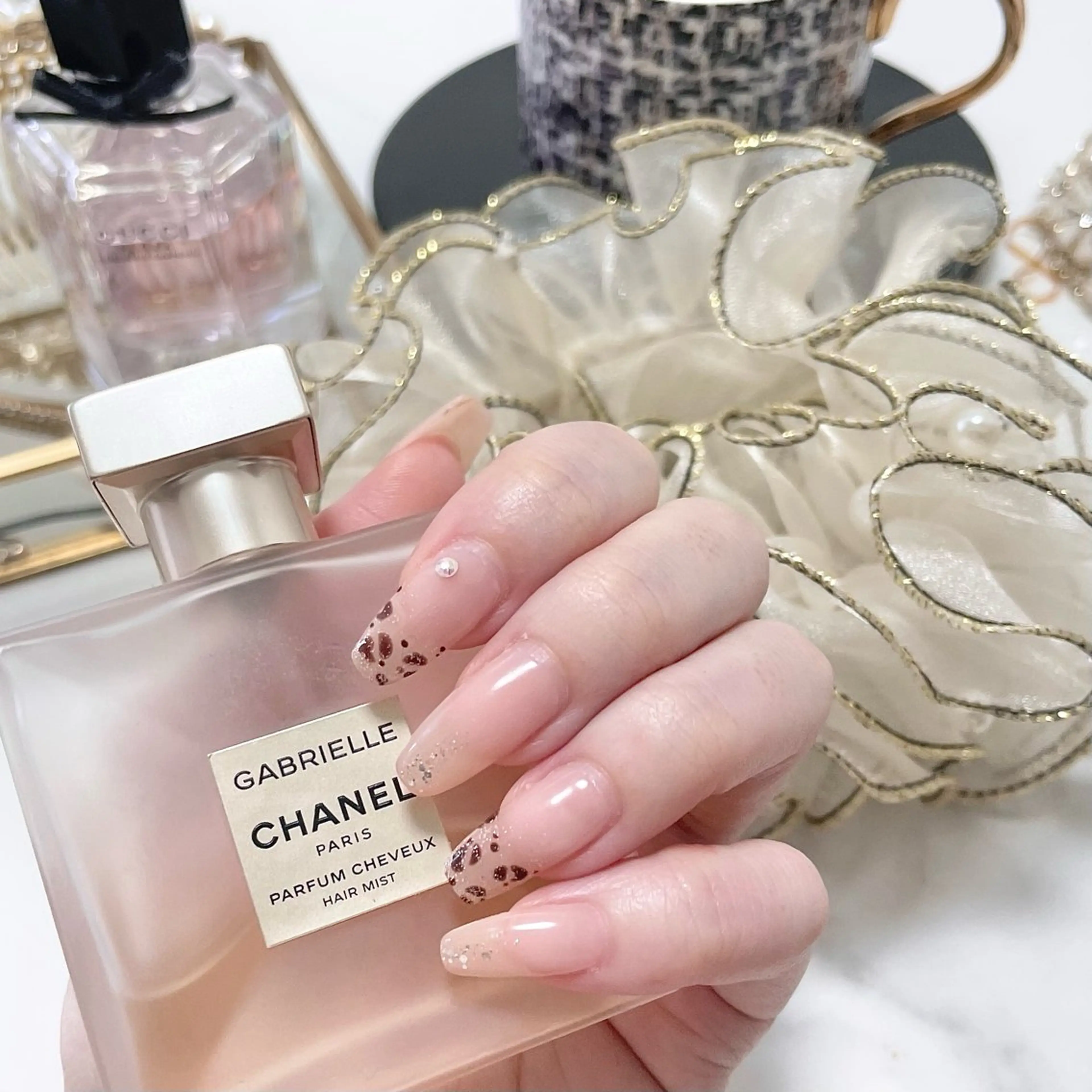 ネイル アニマル柄 キラキラネイル nailsalon VENUSのネイルデザイン