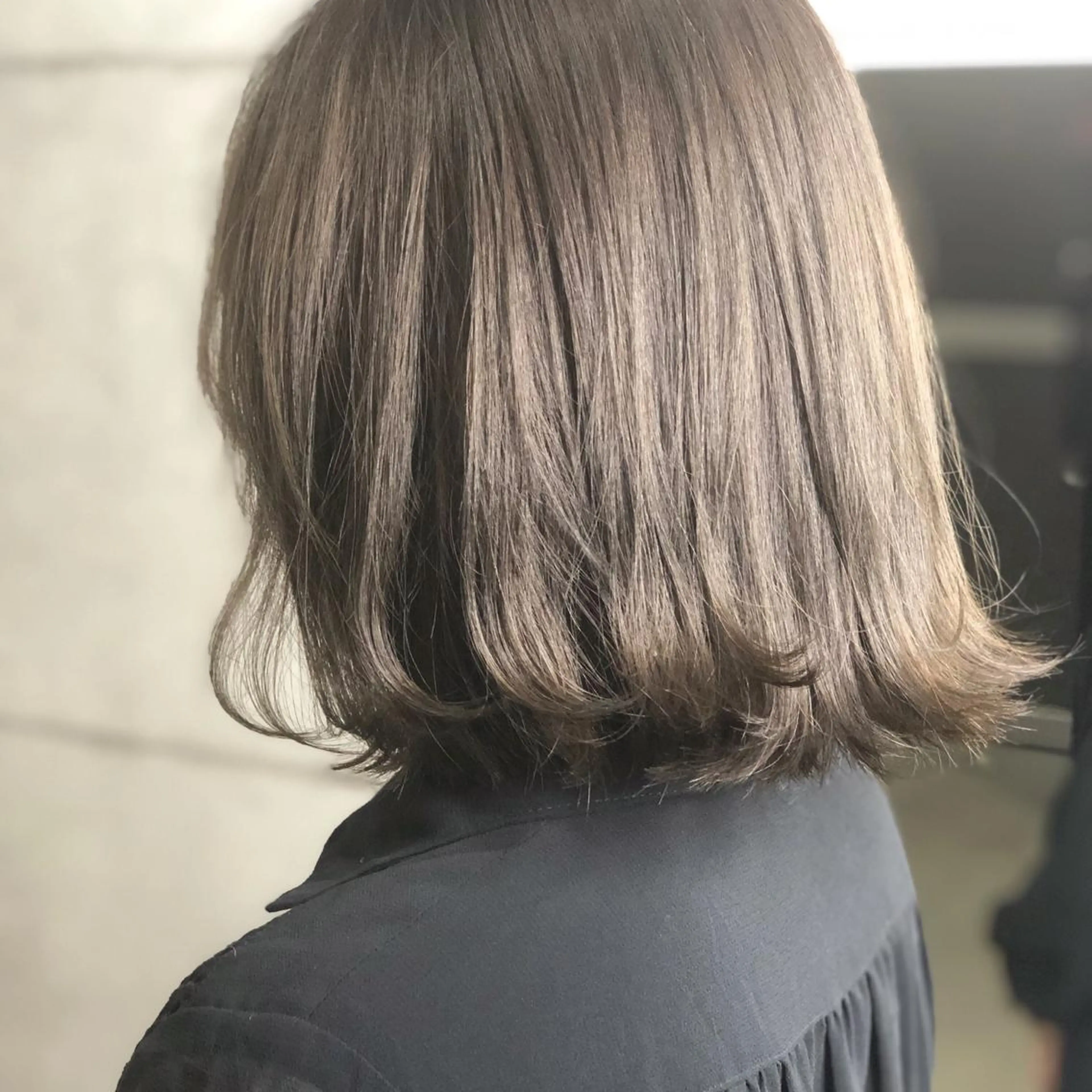ミディアム カラー ブリーチ ブリーチなしカラー ヘアカラー トリートメント ヘアセット 艶髪育成サロン 京橋　shinのヘアスタイル