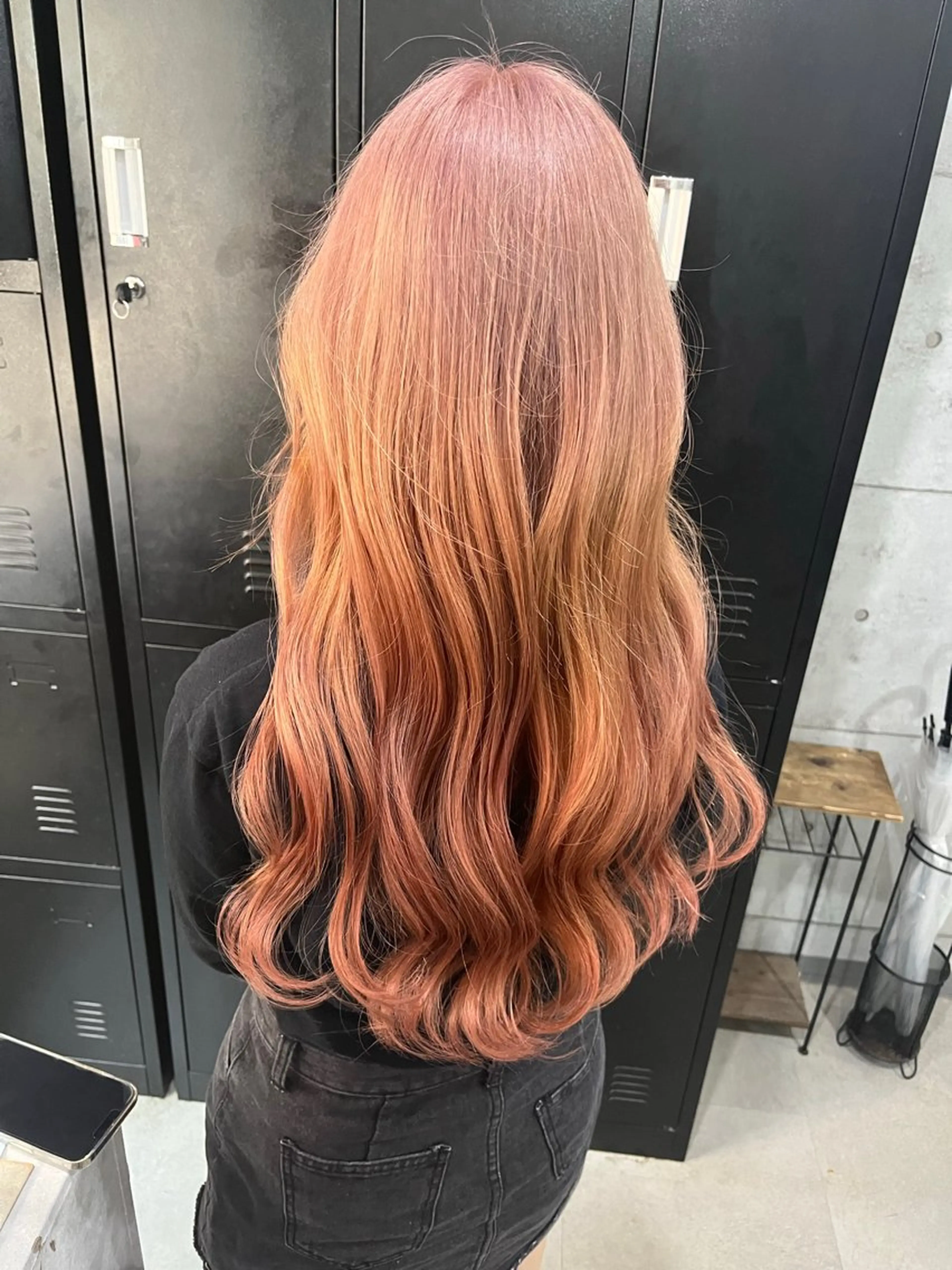 ロング ヘアカラー トリートメント 🌈カラー特化 ハイトーンけいと🌈のヘアスタイル