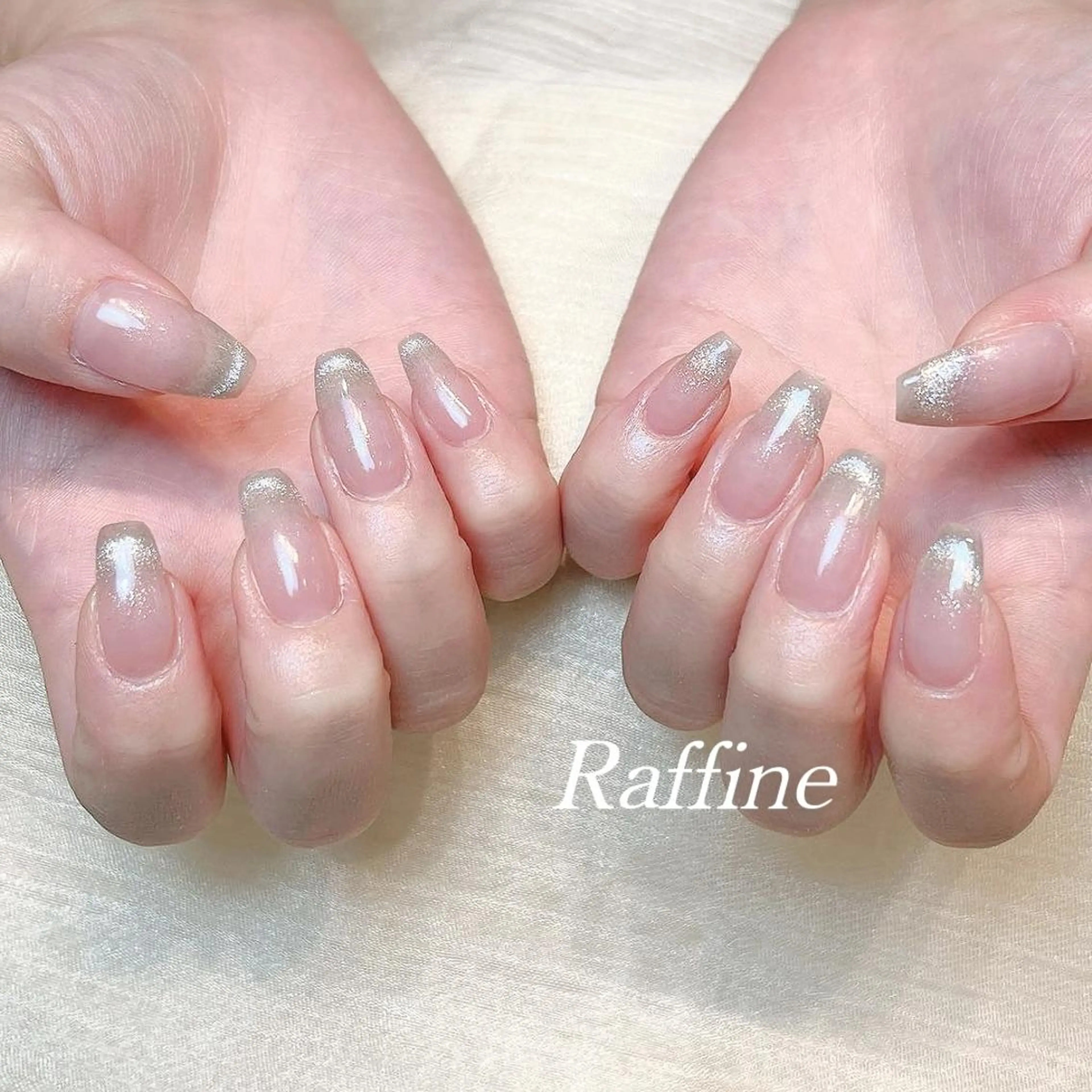 ネイル RAFFINE 月🦋🩵のネイルデザイン