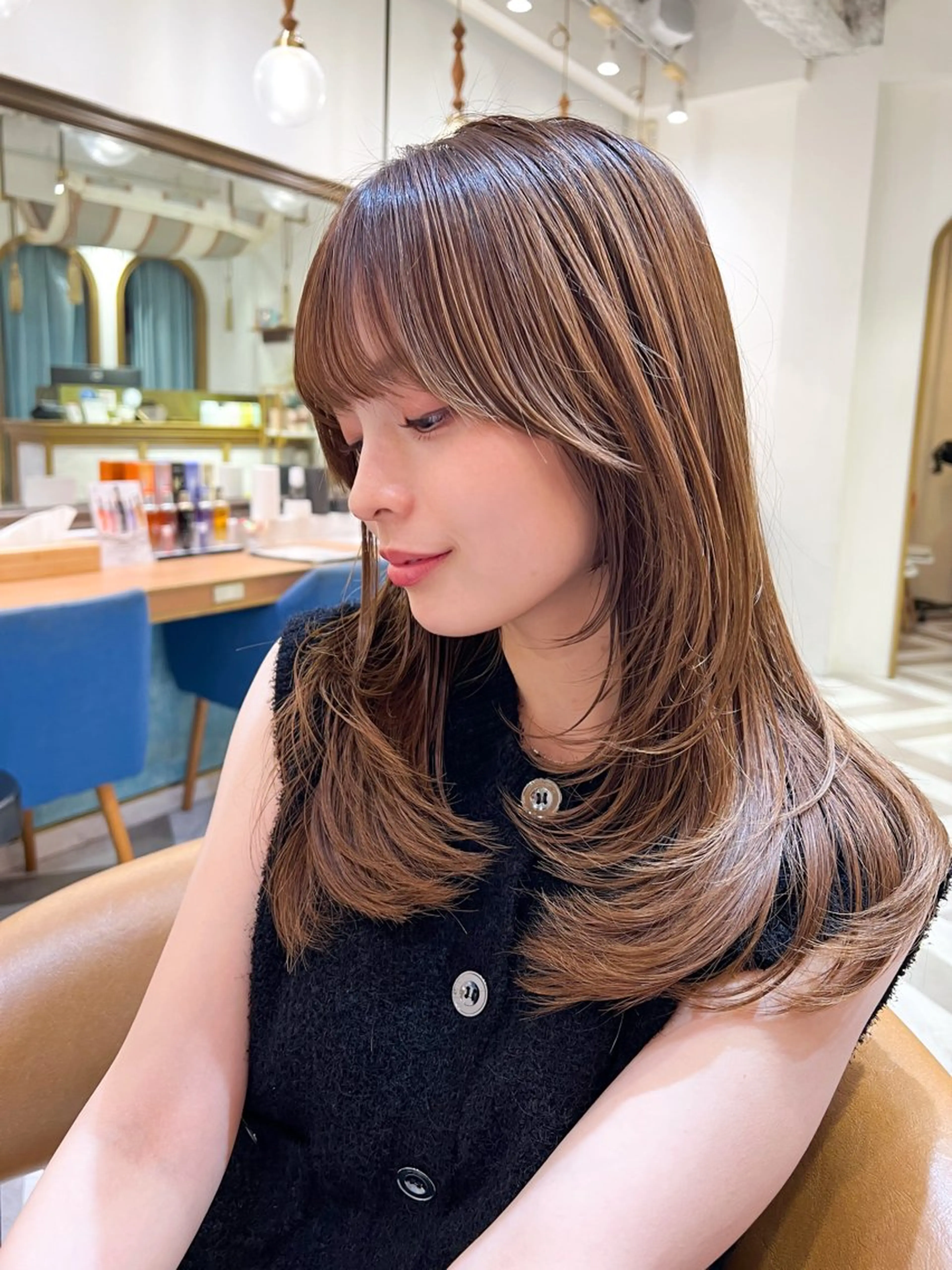セミロング くびれヘア カット ヘアカラー ‎🤍くびれレイヤー 🖤菊池 瑛士のヘアスタイル