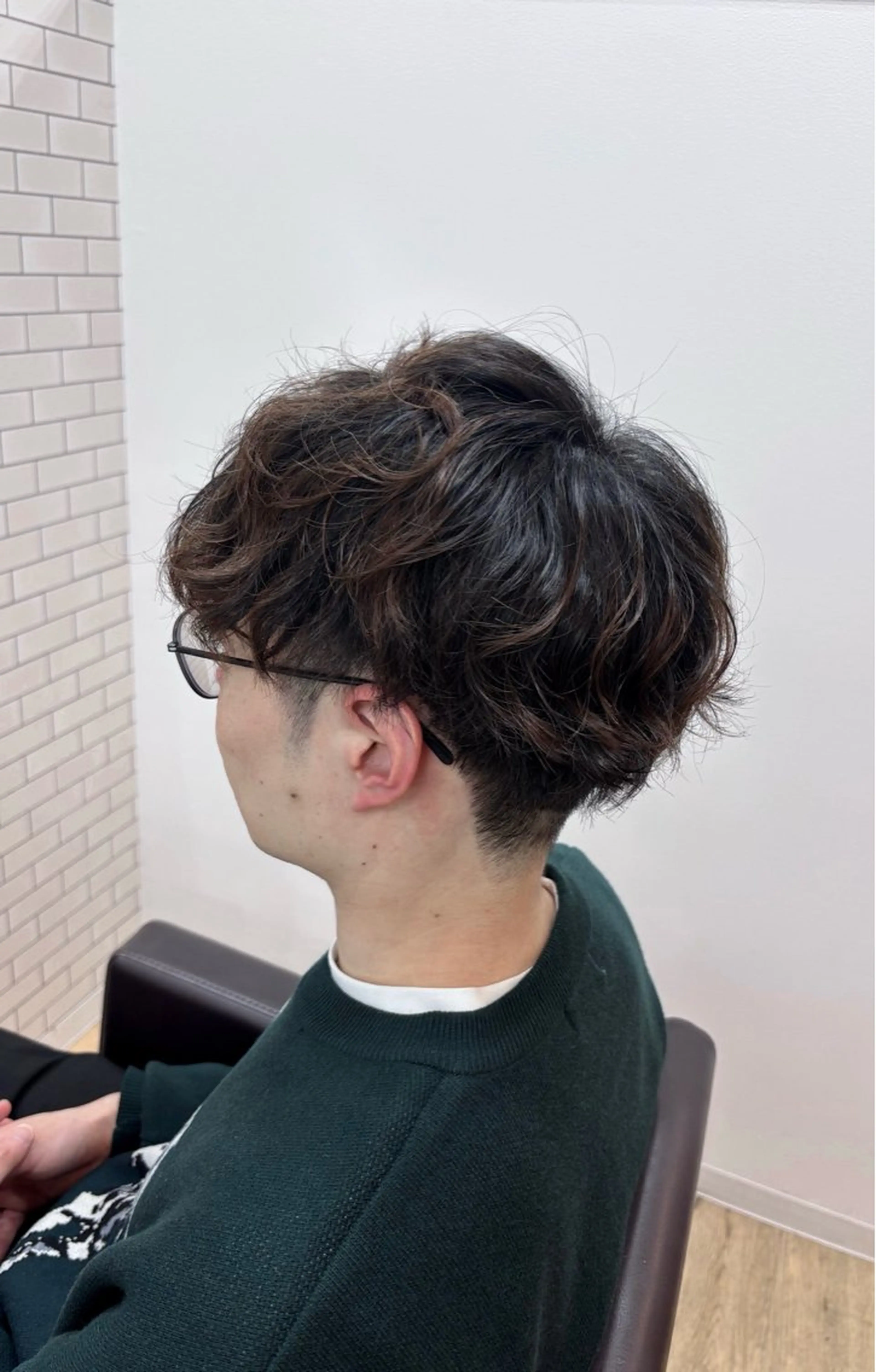 パーマ メンズ メンズパーマ BUBBLES 久米川所属・透明感カラー 🩰kotomi🩰のヘアスタイル