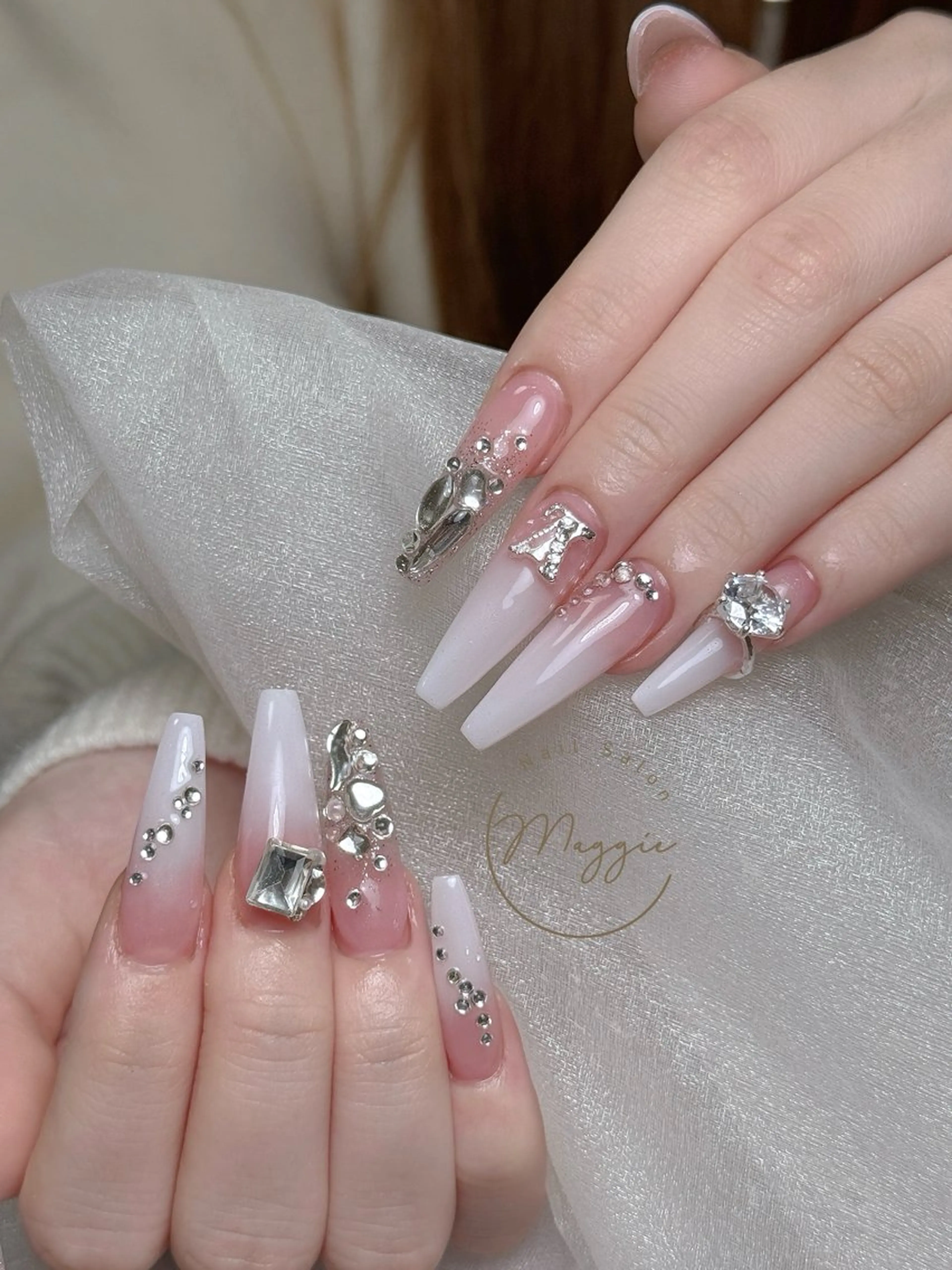 ネイル ハンドネイル Maggie Nail🦩のネイルデザイン