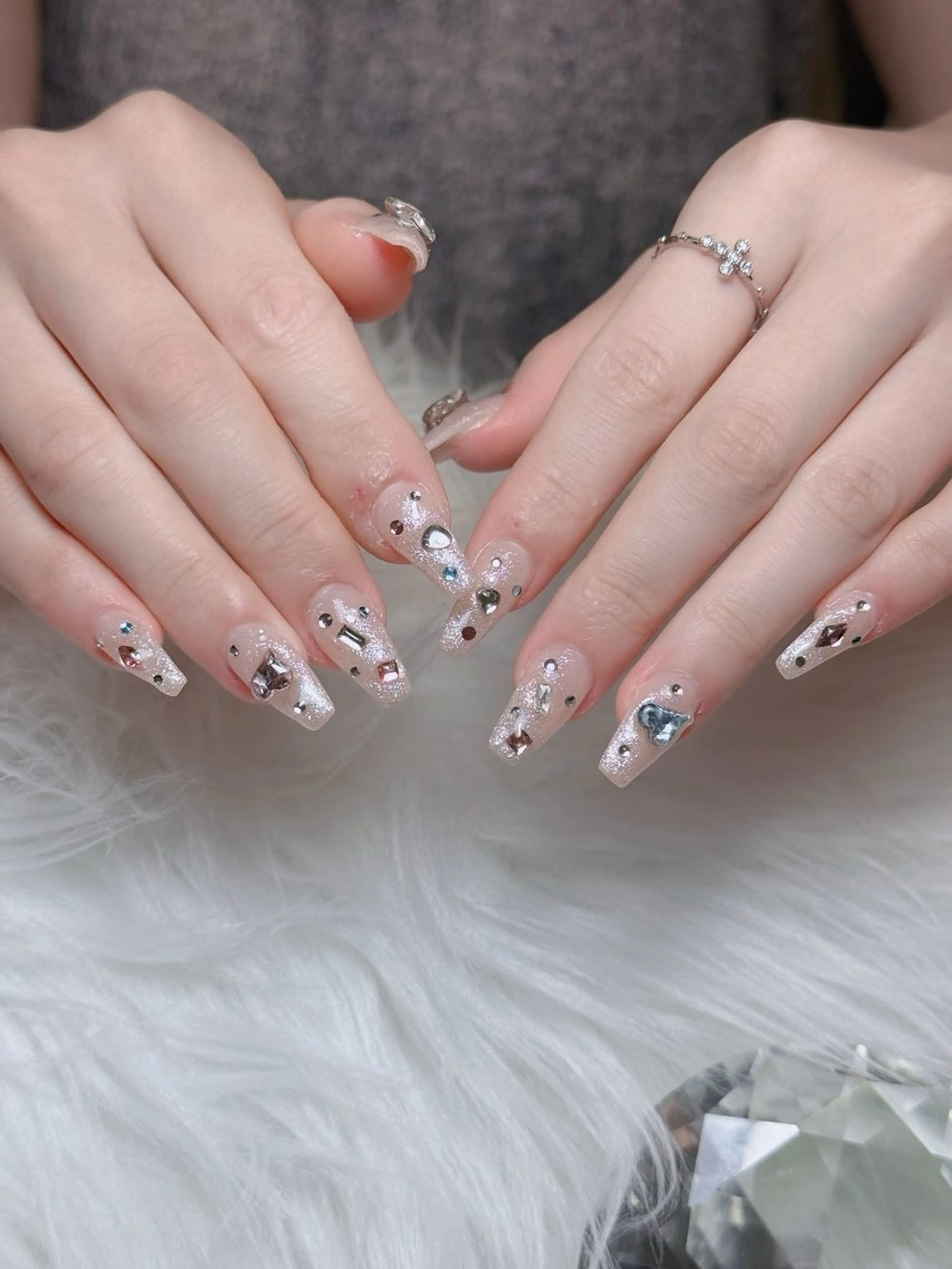 ネイル オーロラネイル チークネイル フットネイル フレンチネイル 韓国ネイル Lumi Nailのネイルデザイン