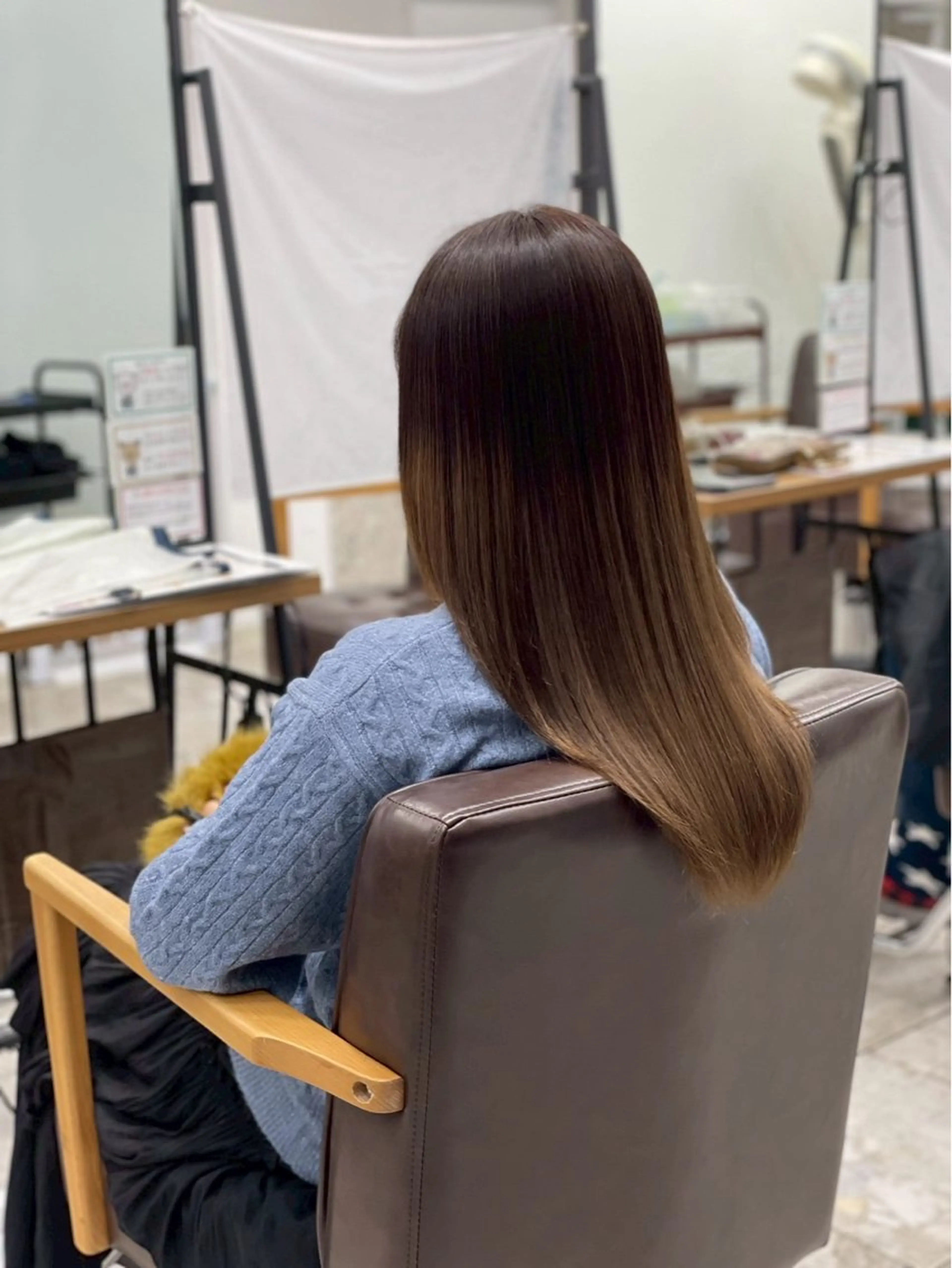 ロング 小澤 奈津美のヘアスタイル