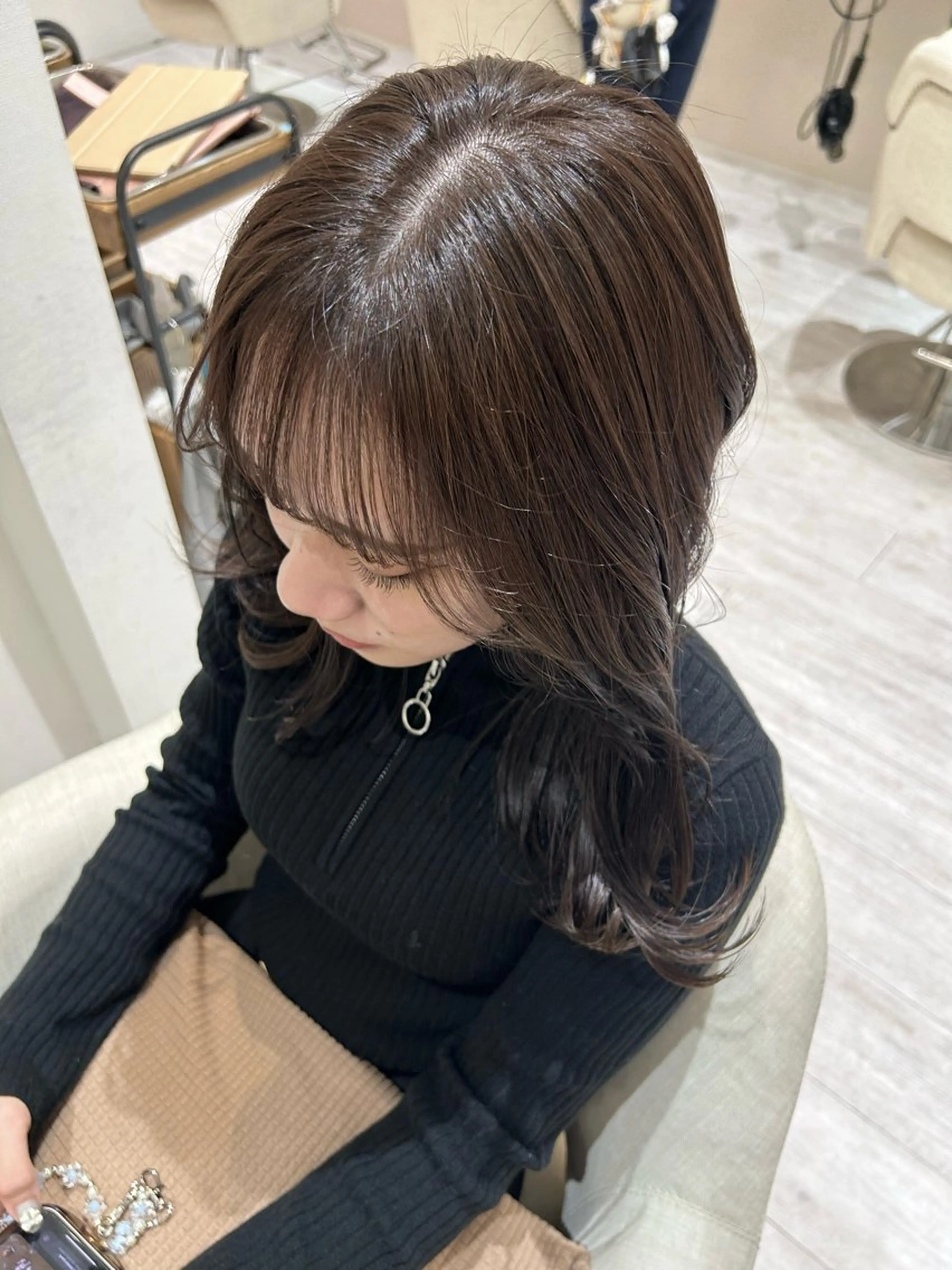 カラー ブラウンカラー くすみブラウン lole.所属・lole. まさきのヘアスタイル