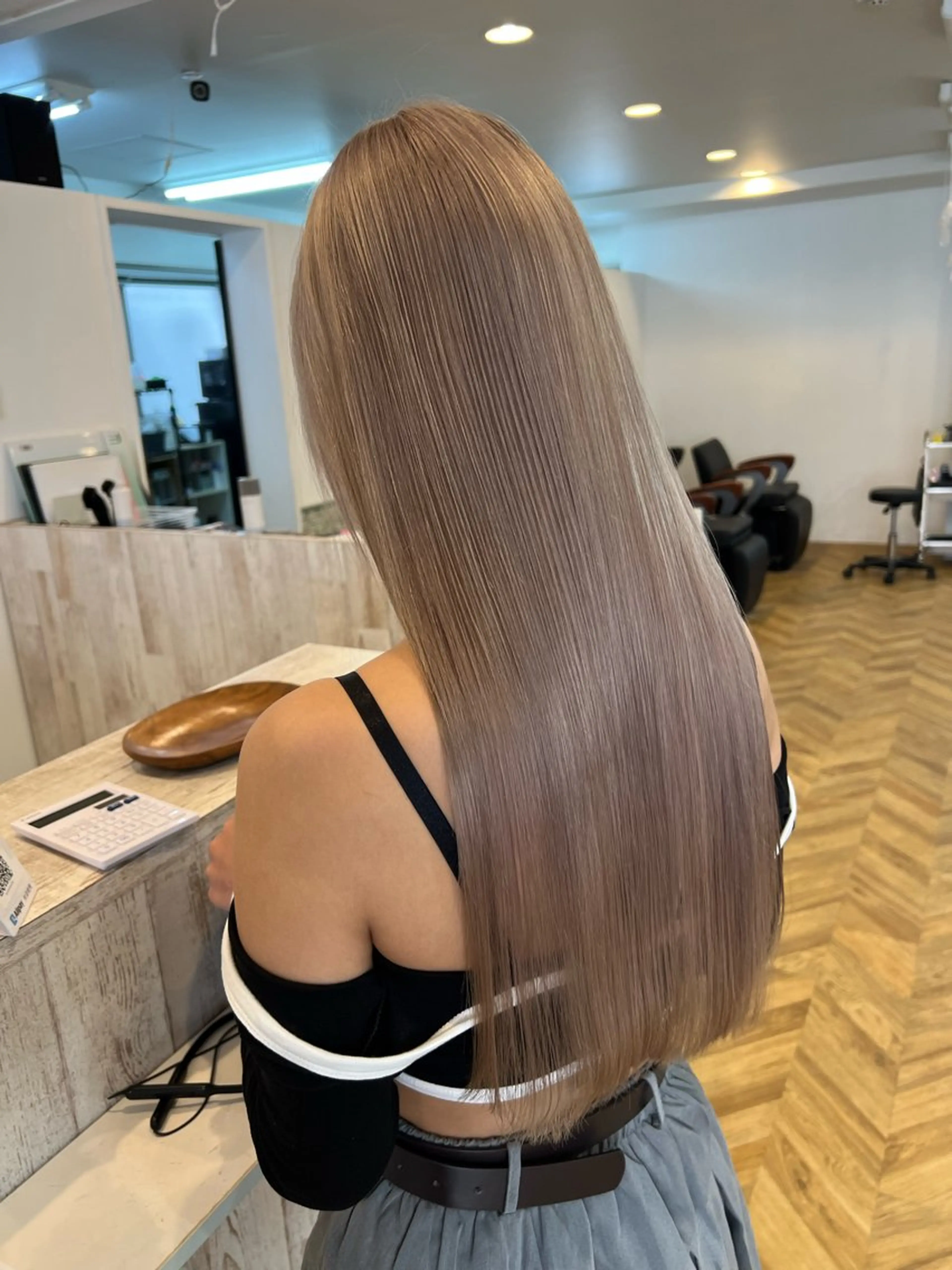 ロング カラー Elissumeda所属・ブリーチ特化 梅田本多翔のヘアスタイル