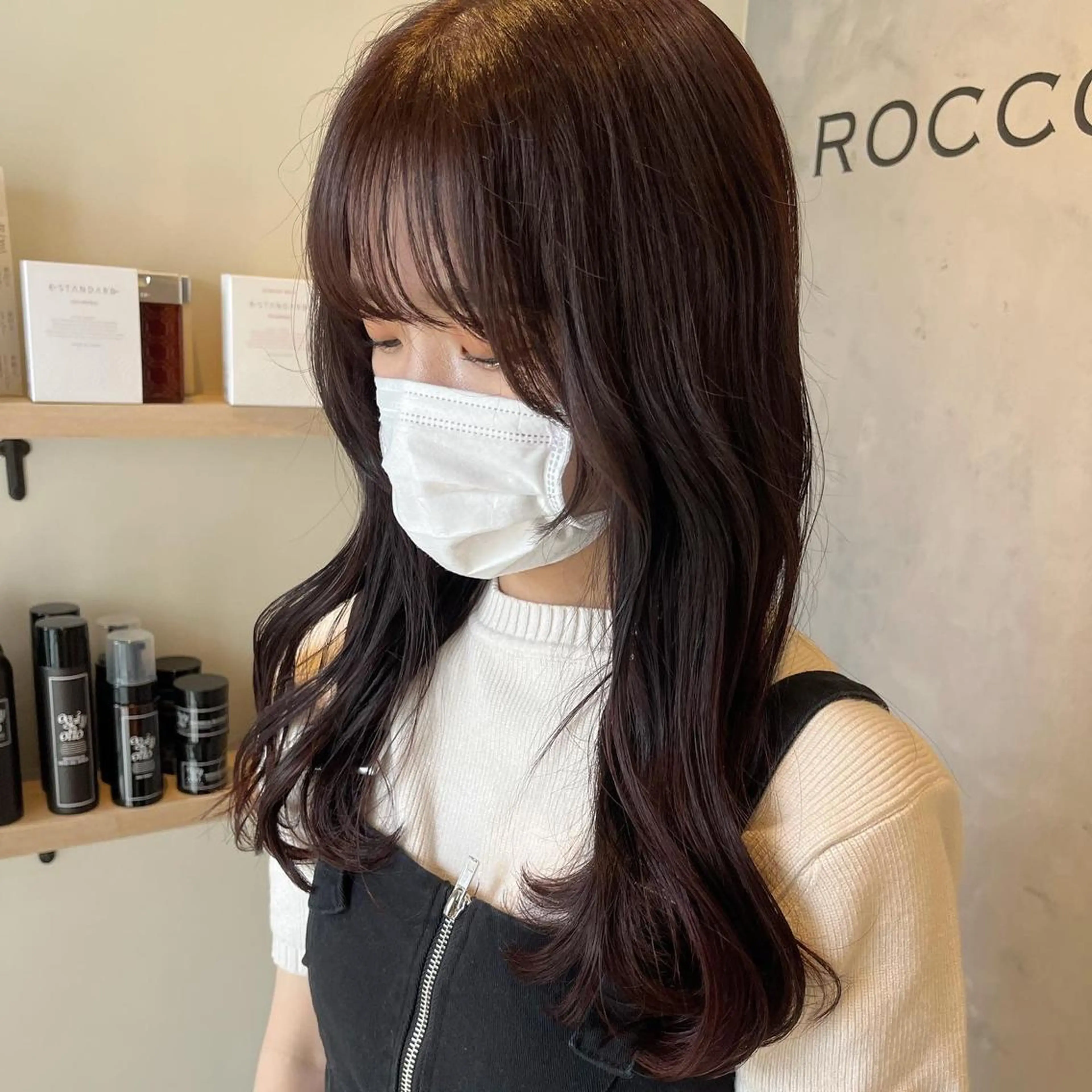 ロング ヘアカラー mai ROCCOのヘアスタイル