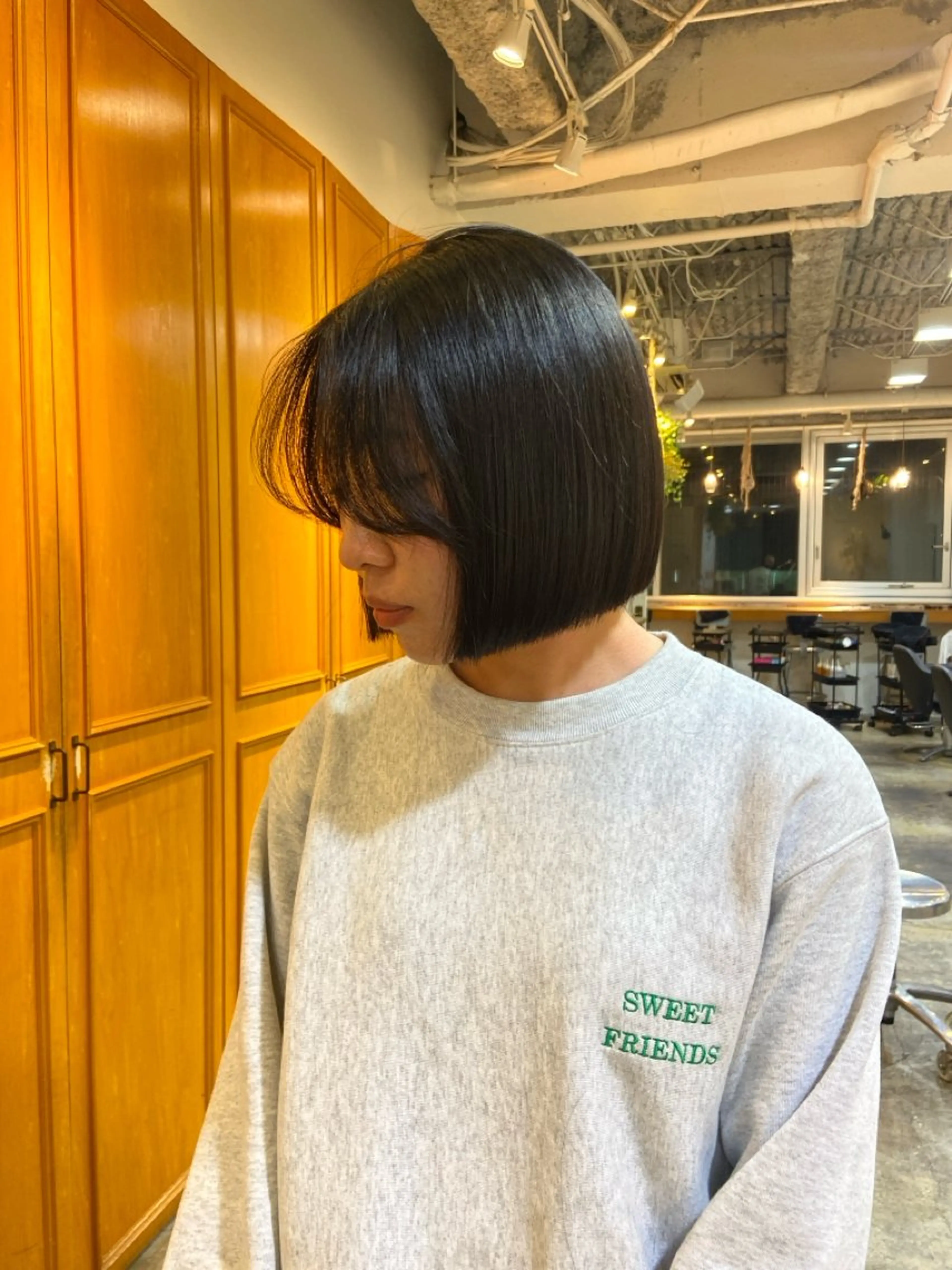 ミディアム カット トリートメント レイヤーカット🎀 NANAHAのヘアスタイル