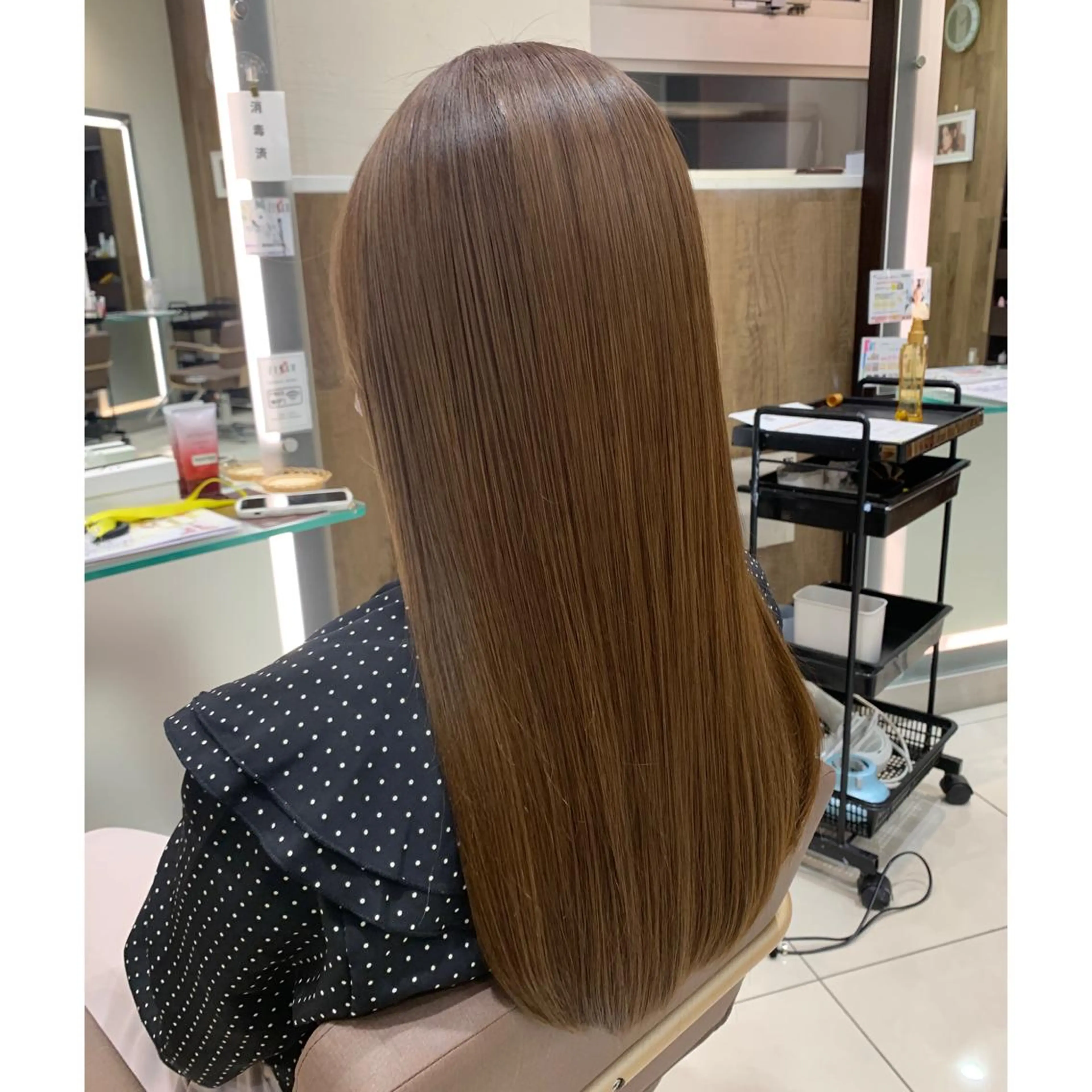 ロング カラー ヘアカラー tokute よしかわなお🍒のヘアスタイル