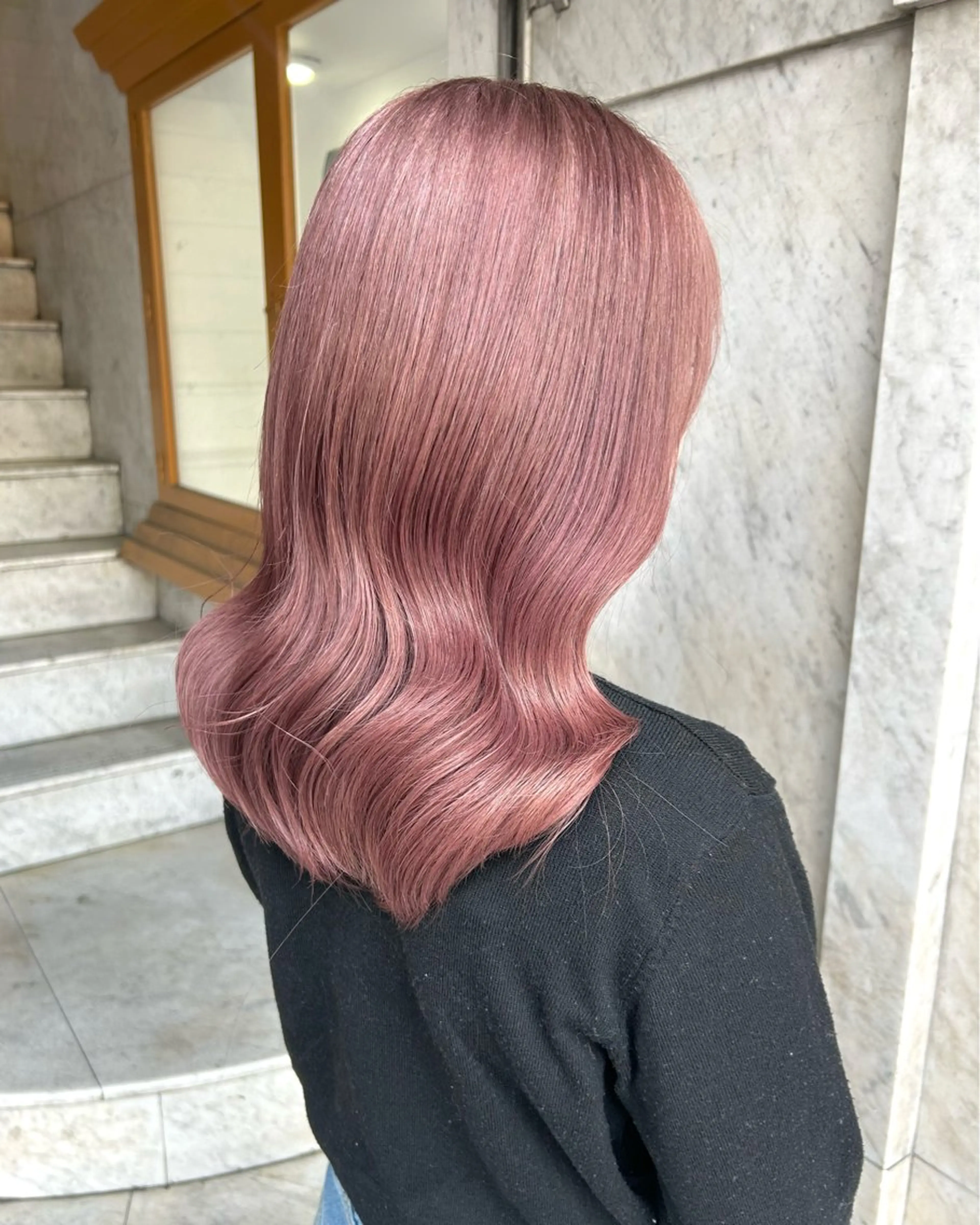 カラー MAMI / Lienのヘアスタイル