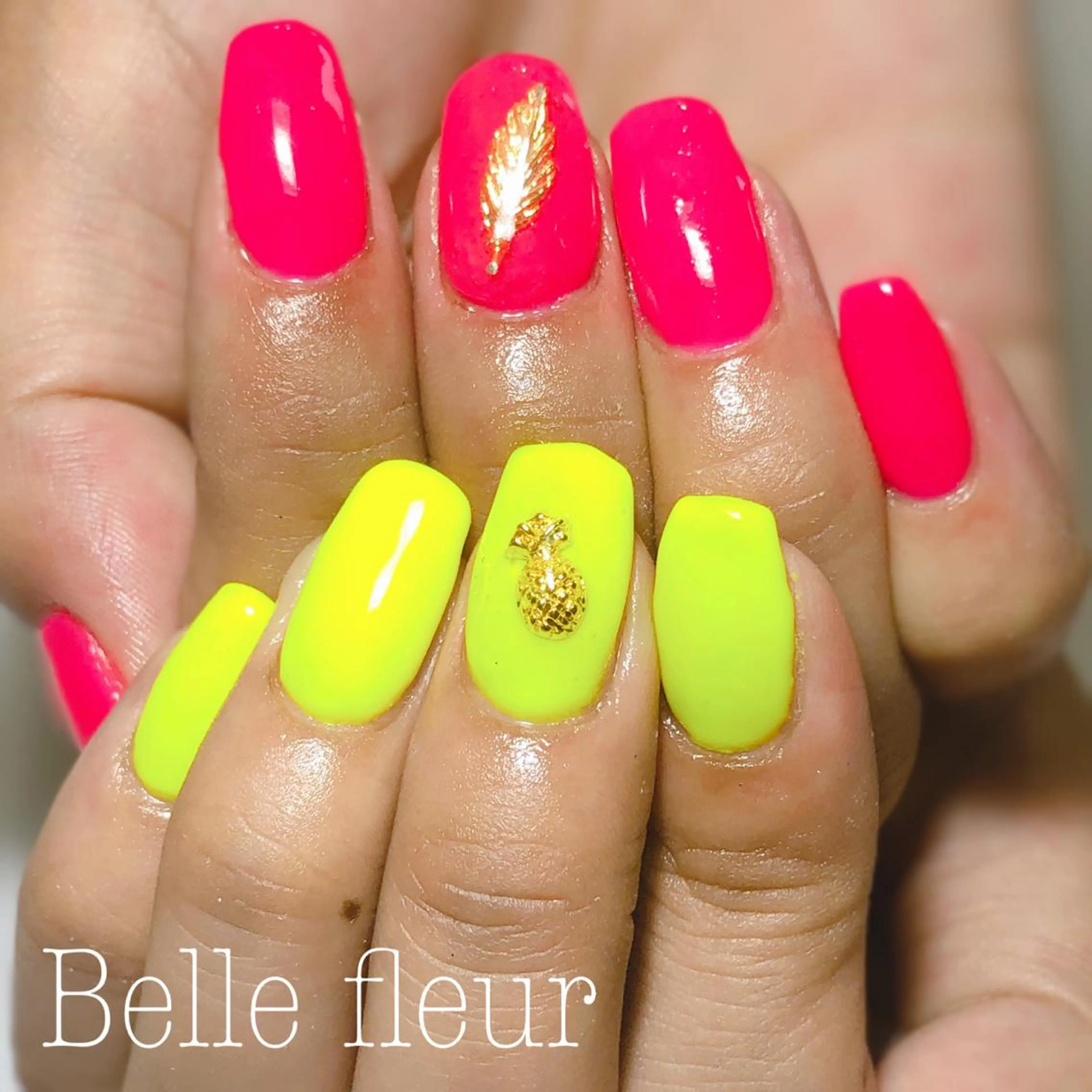 セミロング ネイル Belle fleurのネイルデザイン