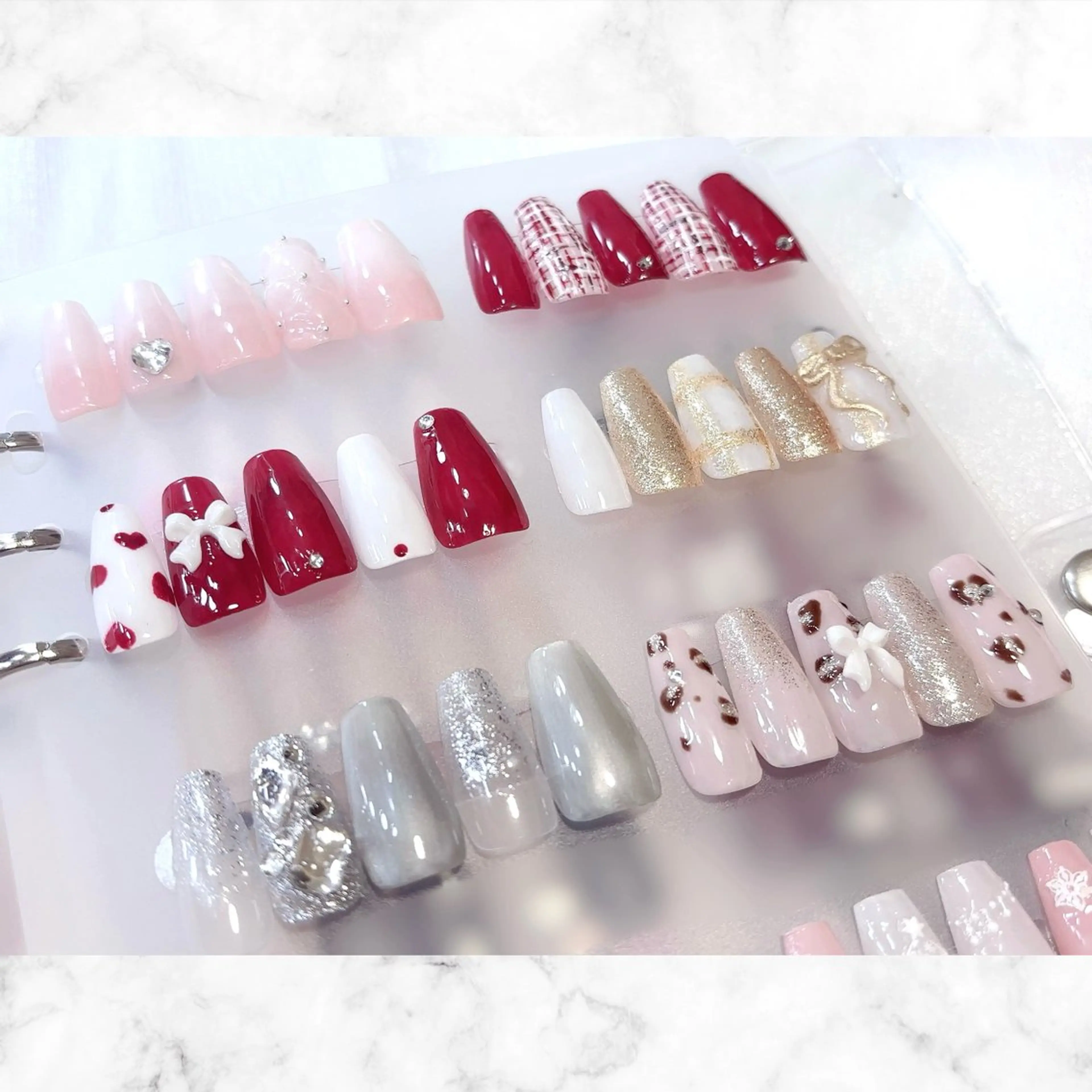 ネイル リボン ツイードネイル 冬ネイル クリスマス ハンドネイル バストアップサロン LUNAのネイルデザイン