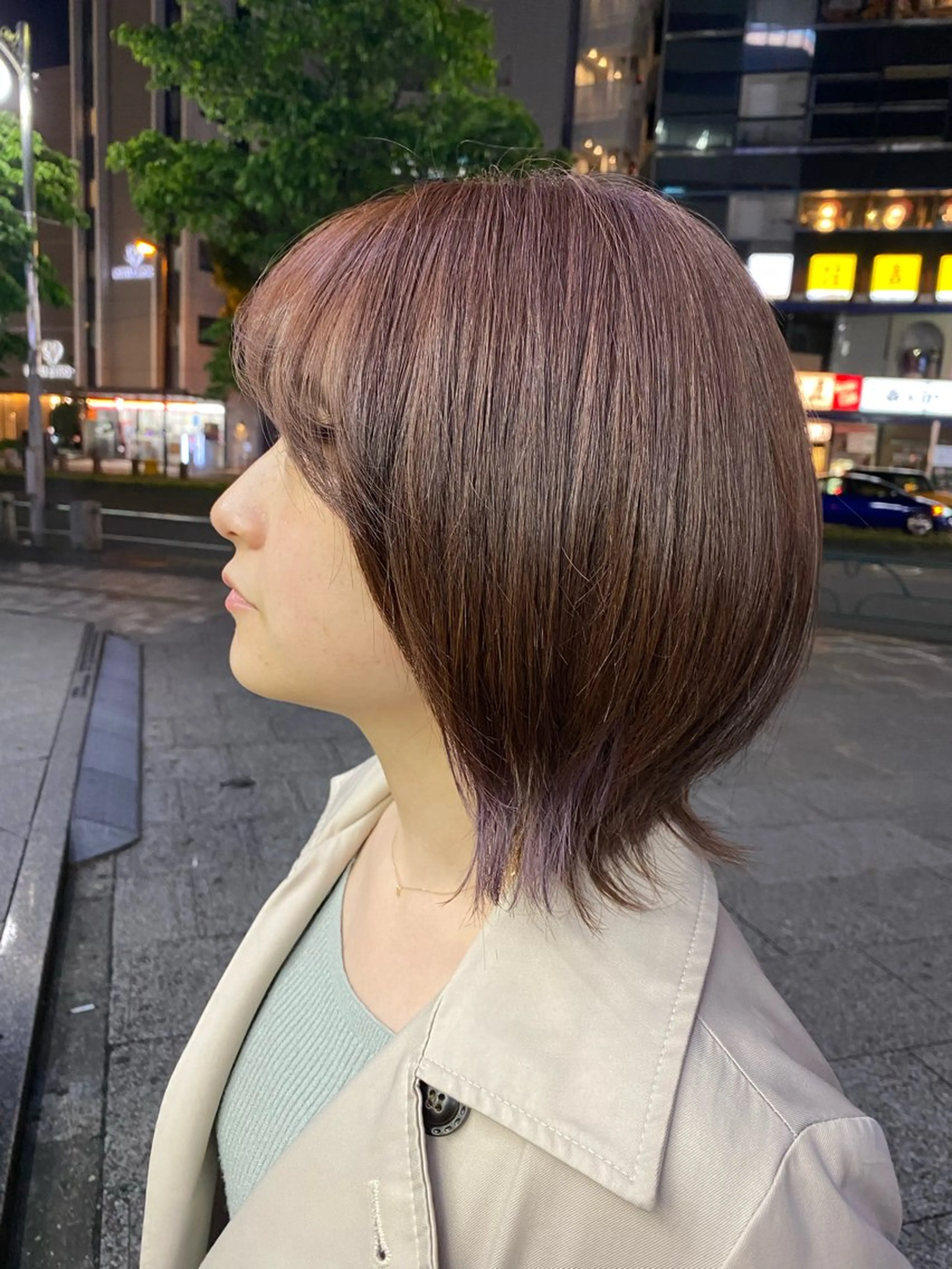 ショート カラー ブラウンカラー ピンクカラー ピンクパープル パープルカラー パープルブラウン 池西 佳穂のヘアスタイル