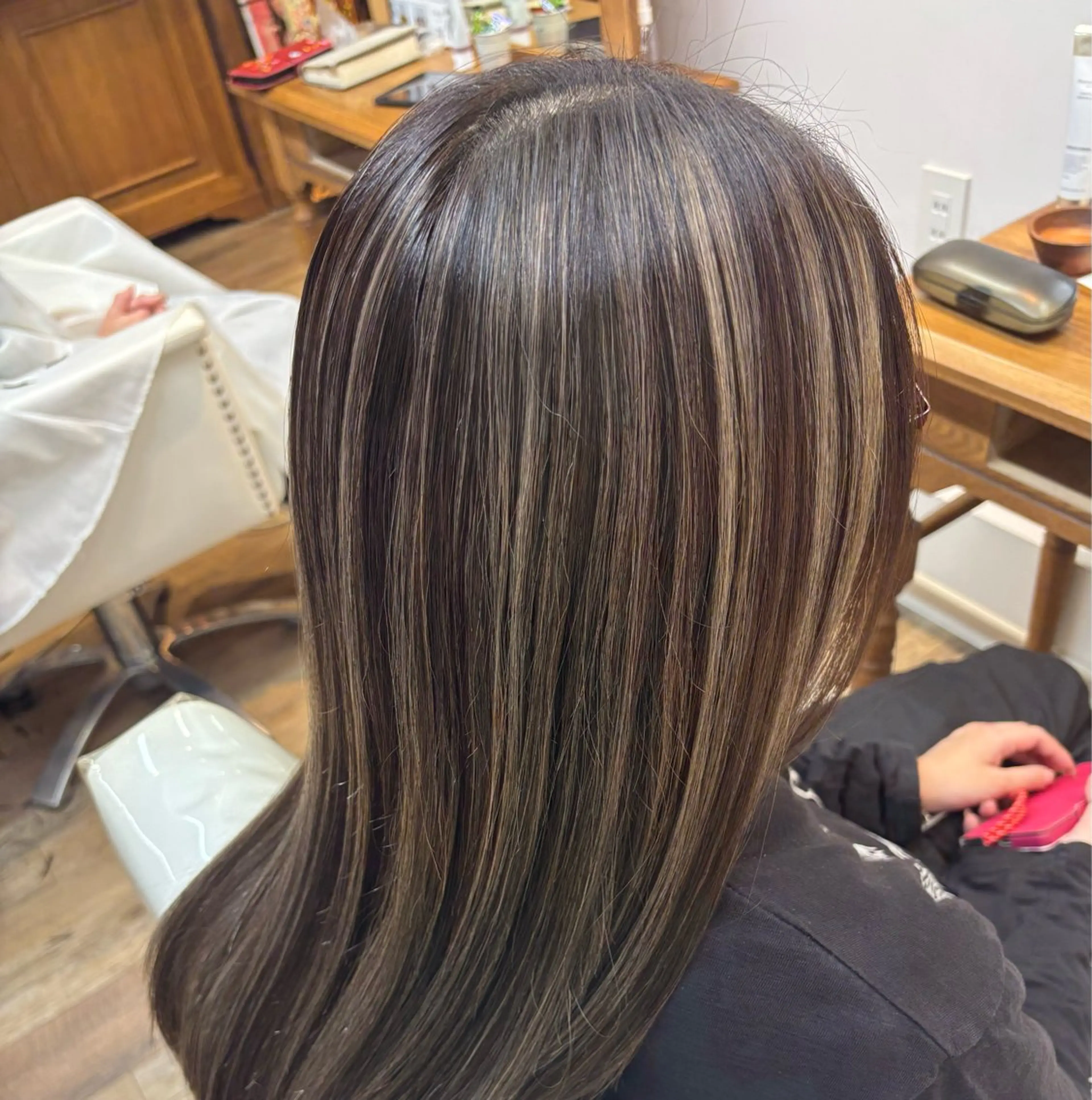 ロング カラー ブリーチ 透明感カラー ハイライトカラー ハイライト Osawa Yutoのヘアスタイル