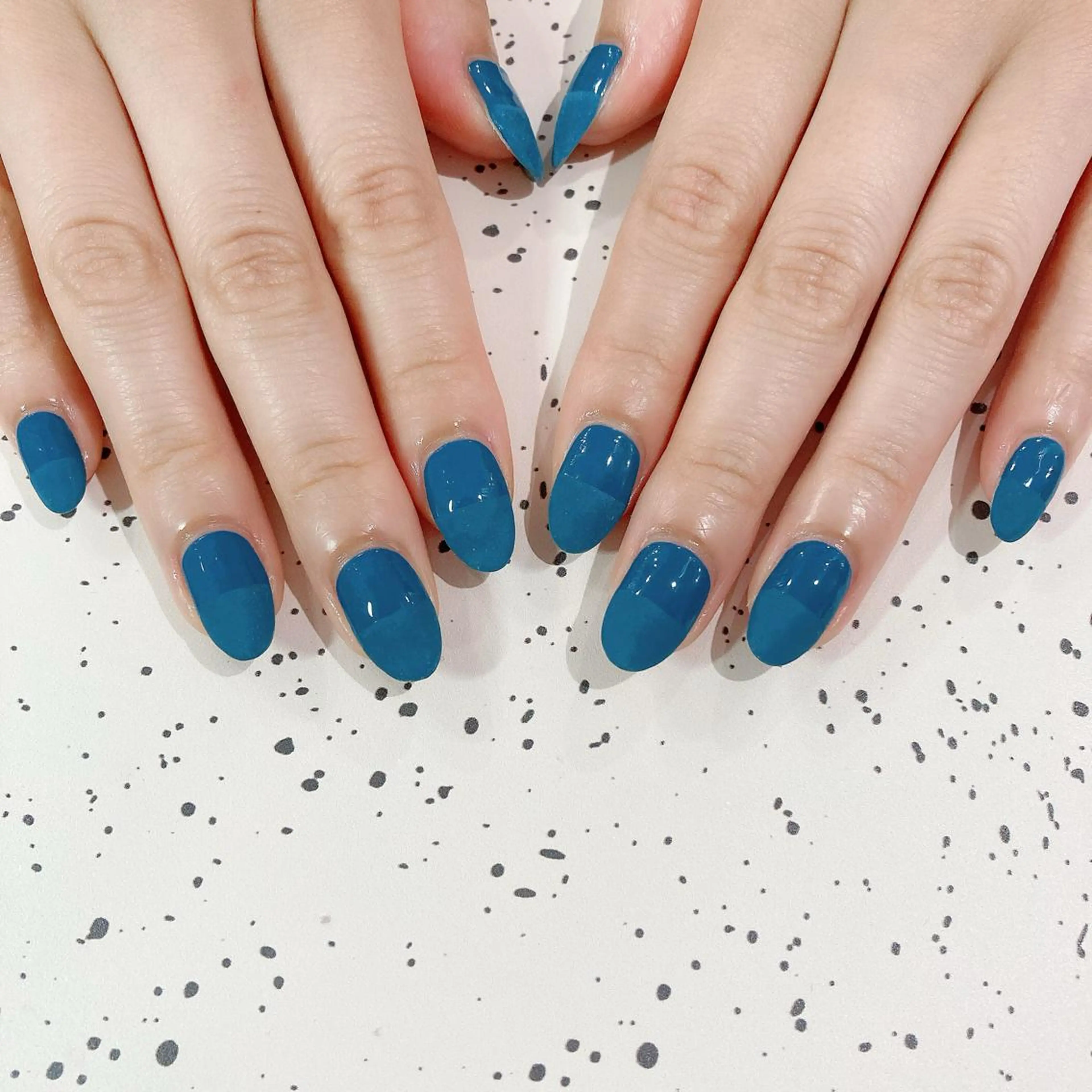 ネイル ブルー ジェルネイル マットネイル ワンカラーネイル パラジェル ハンドネイル Nail Kのネイルデザイン