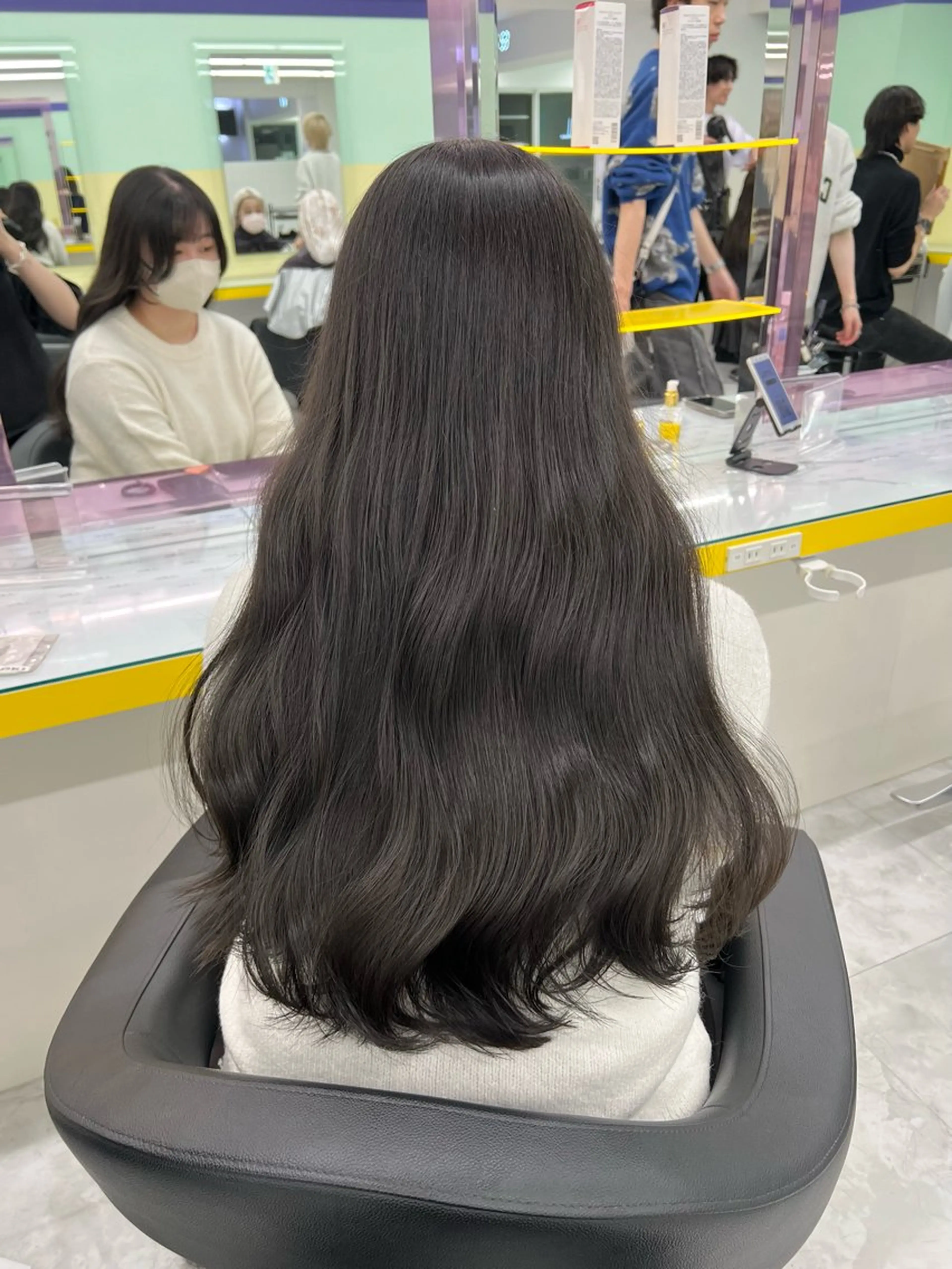 ロング 💍レイヤーカット 艶髪💍亘紘輝のヘアスタイル