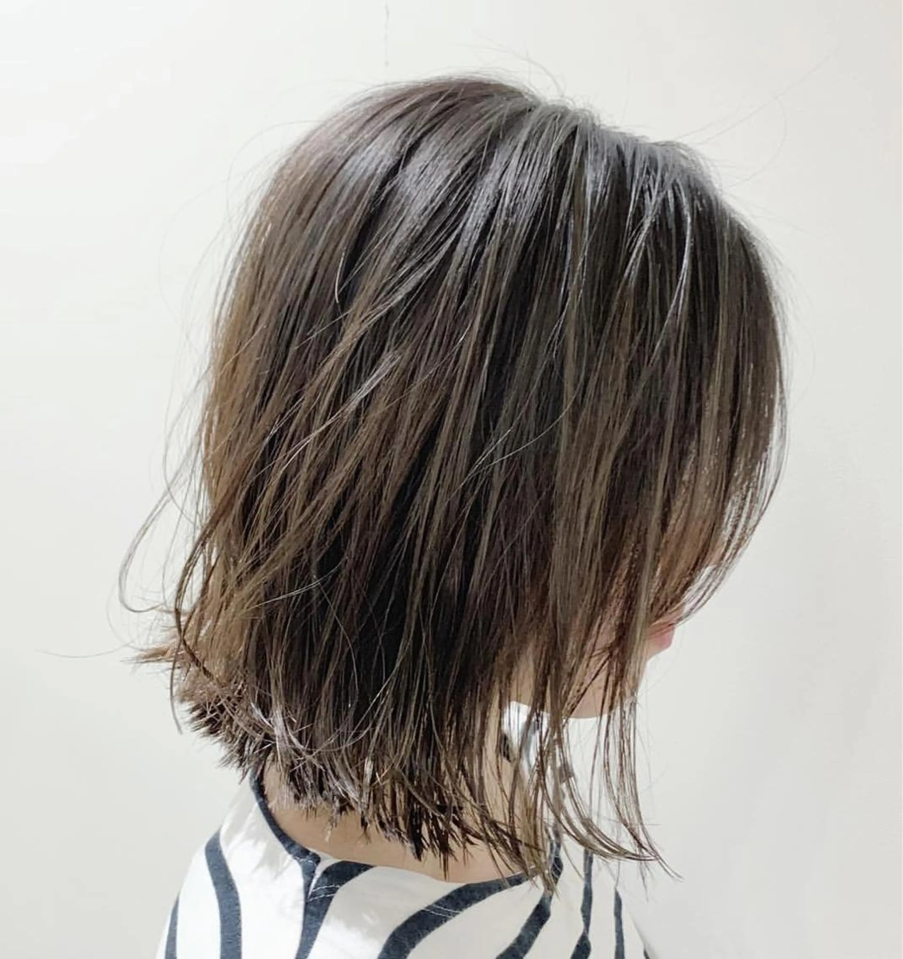 ミディアム カラー ベージュカラー ハイライトカラー ハイライト salon m ni サロンマーニ所属・久保田 一のヘアスタイル