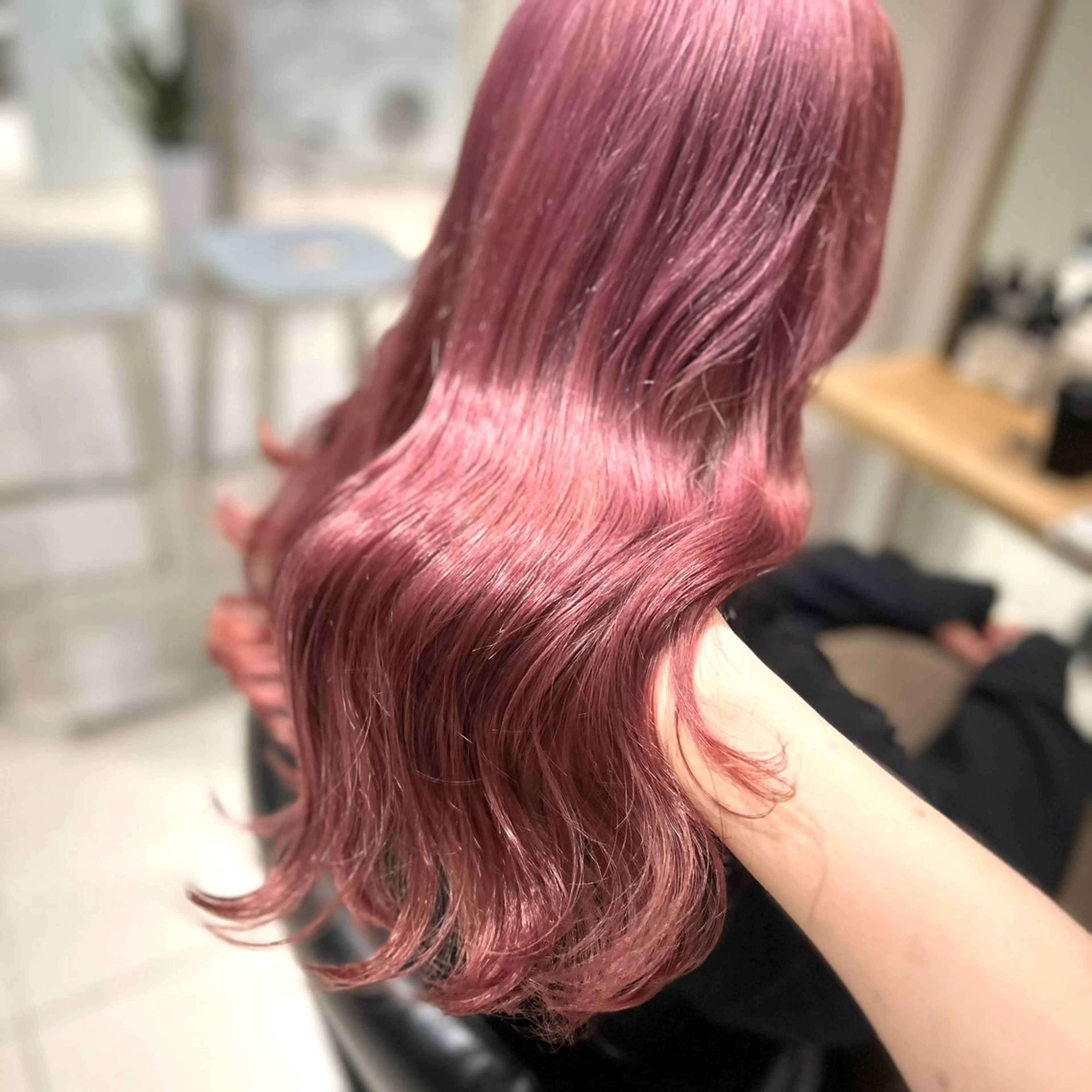 カラー ブリーチ ヘアカラー ︎︎🌟韓国艶カラー ︎🌟璃奈 (ﾘﾅ)のヘアスタイル