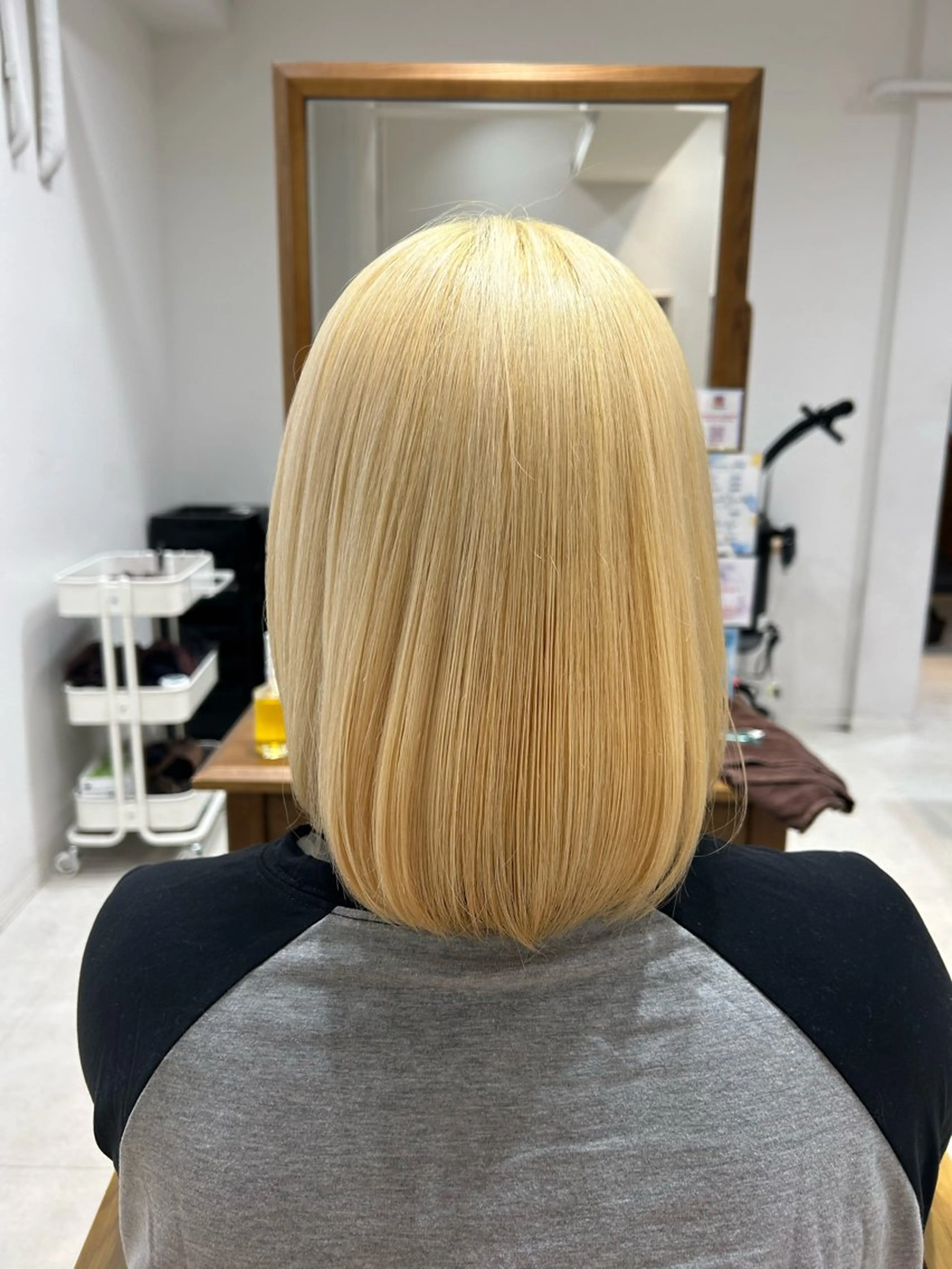 ミディアム カラー ヘアカラー 山﨑 燦人のヘアスタイル