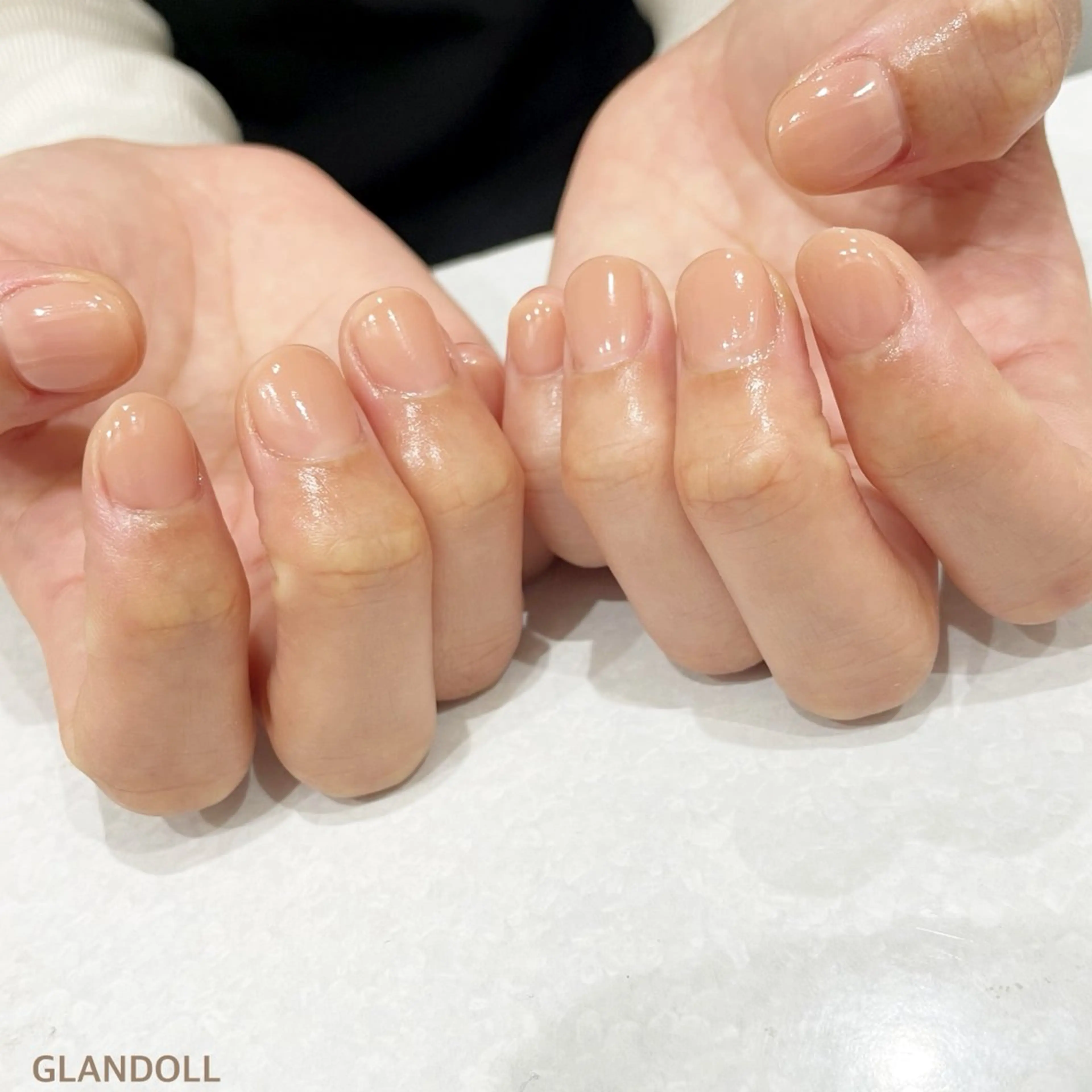 ネイル ワンカラーネイル ハンドネイル GLANDOLL YURIのネイルデザイン